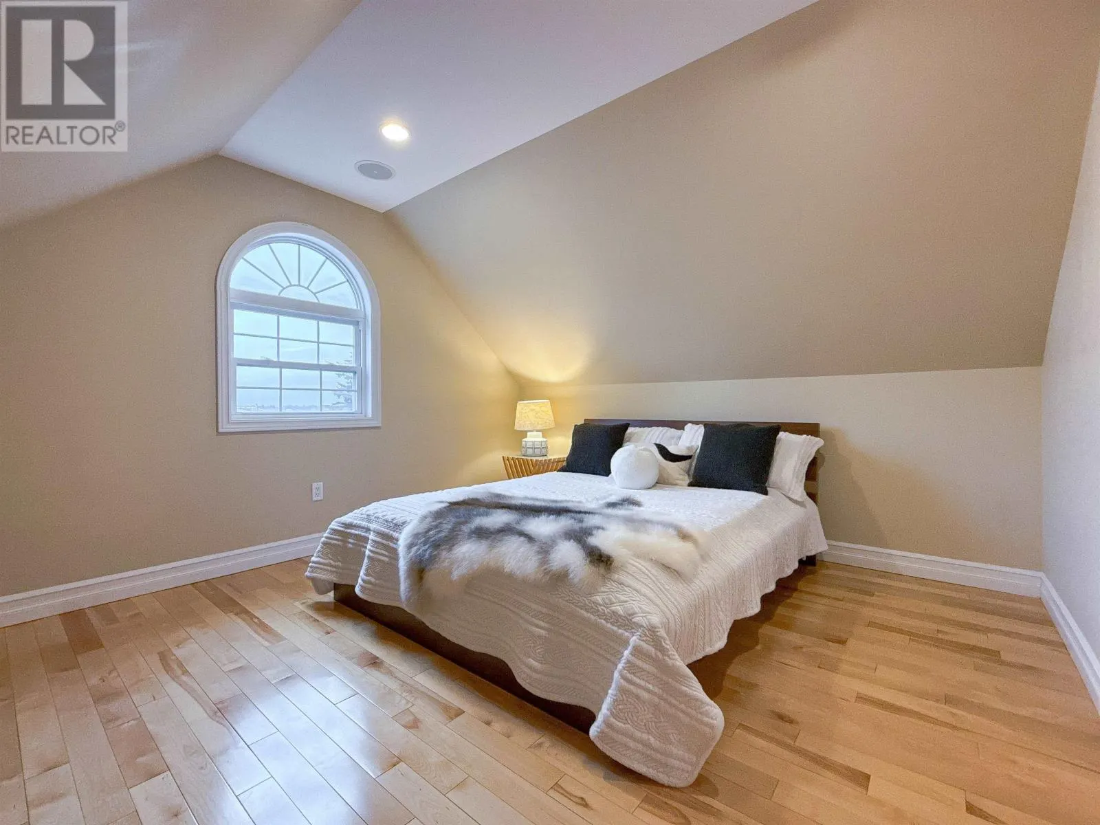 38 Harbour View Drive