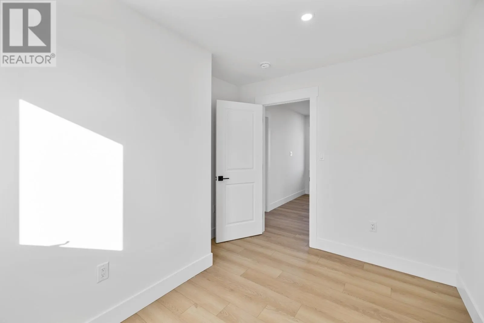 24 Hudson Avenue