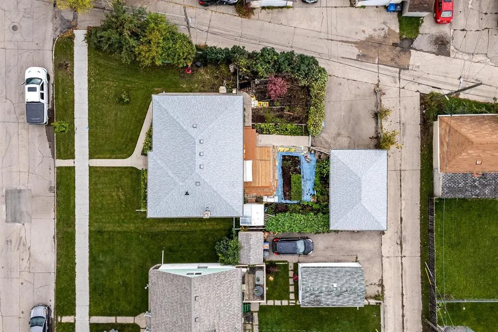 621 Government Avenue