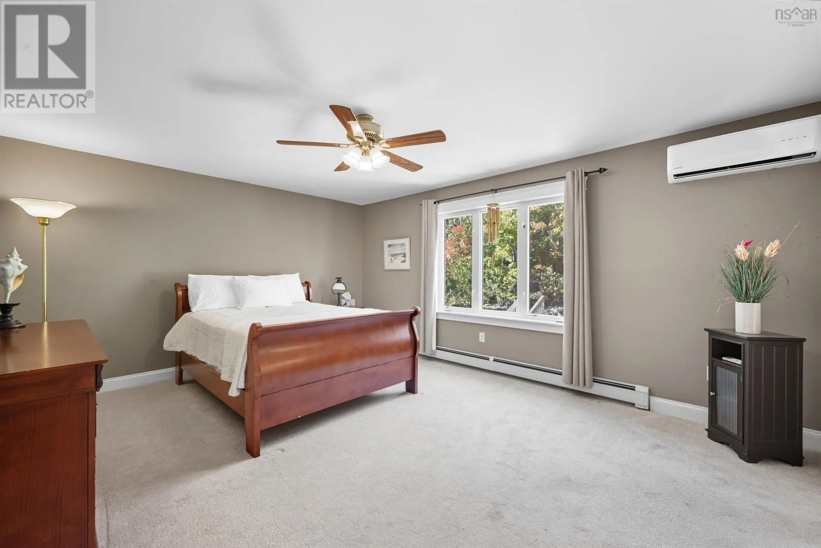 40 GORSEBUD Close