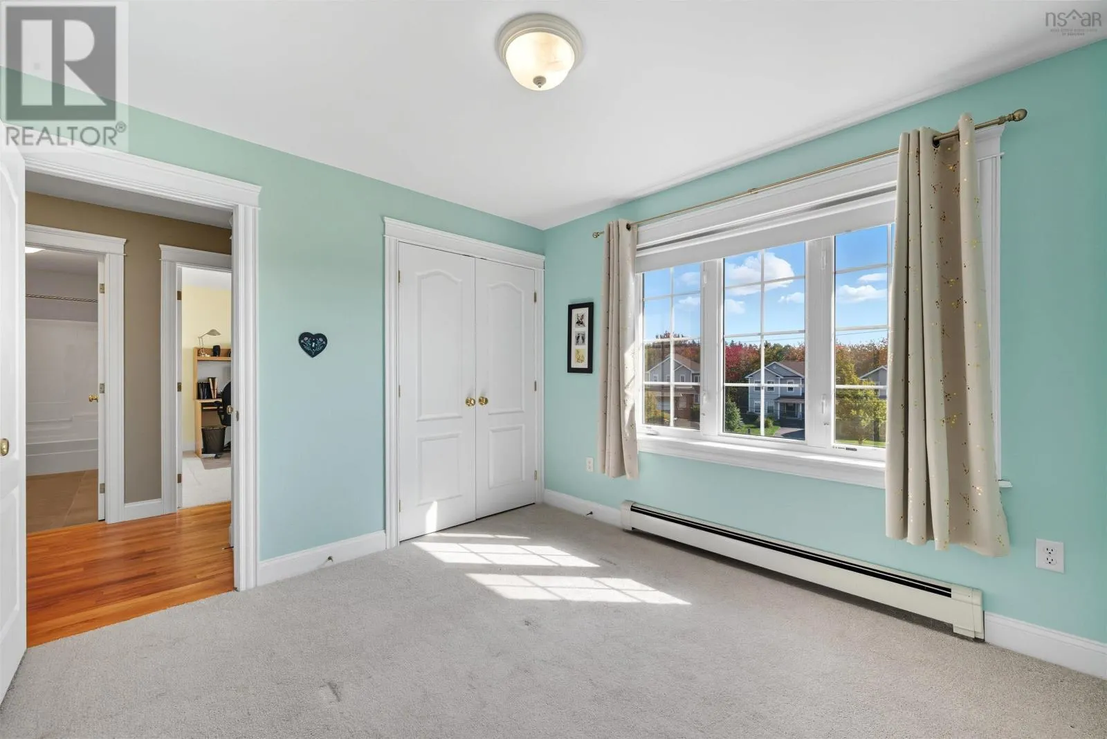 40 GORSEBUD Close