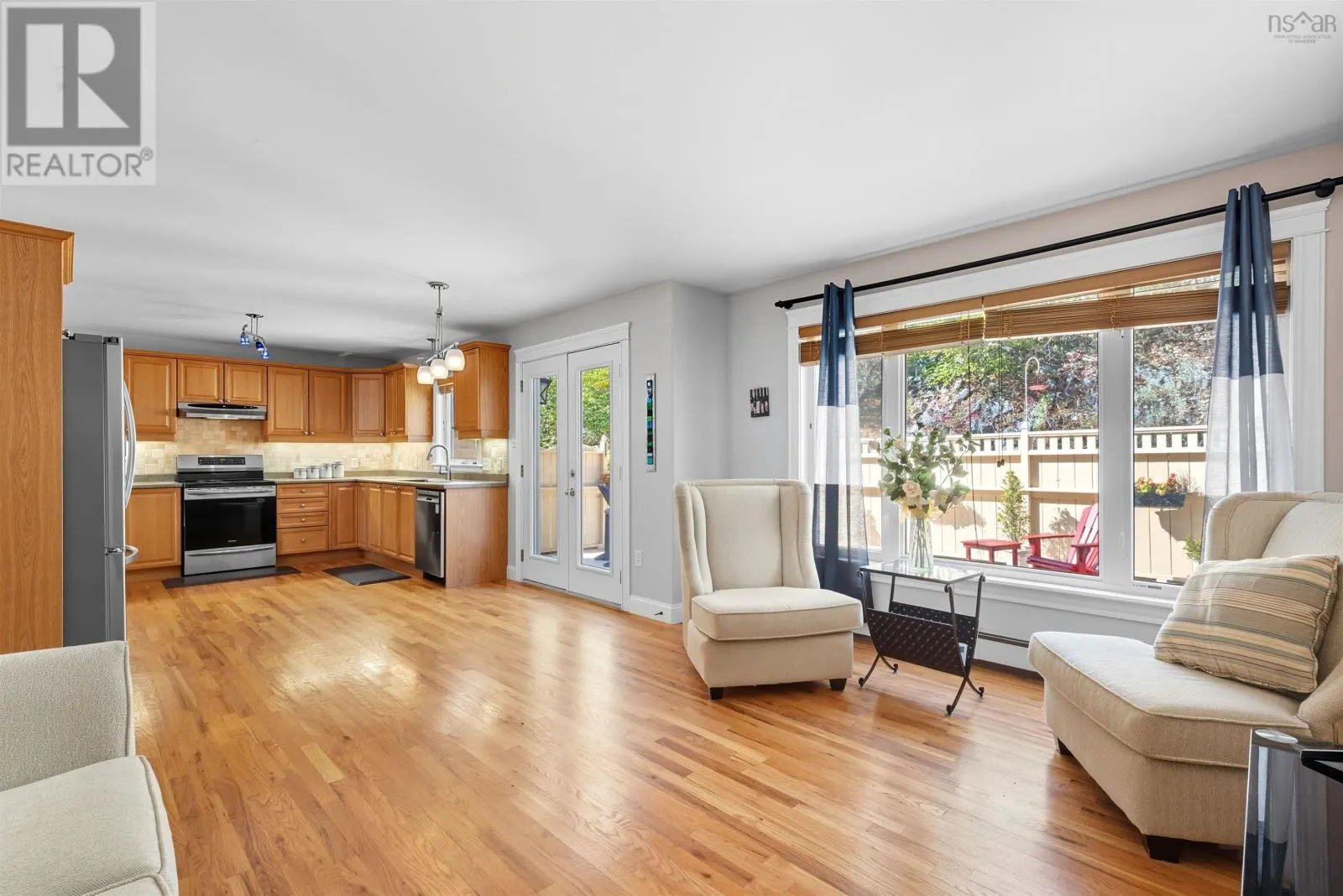 40 GORSEBUD Close