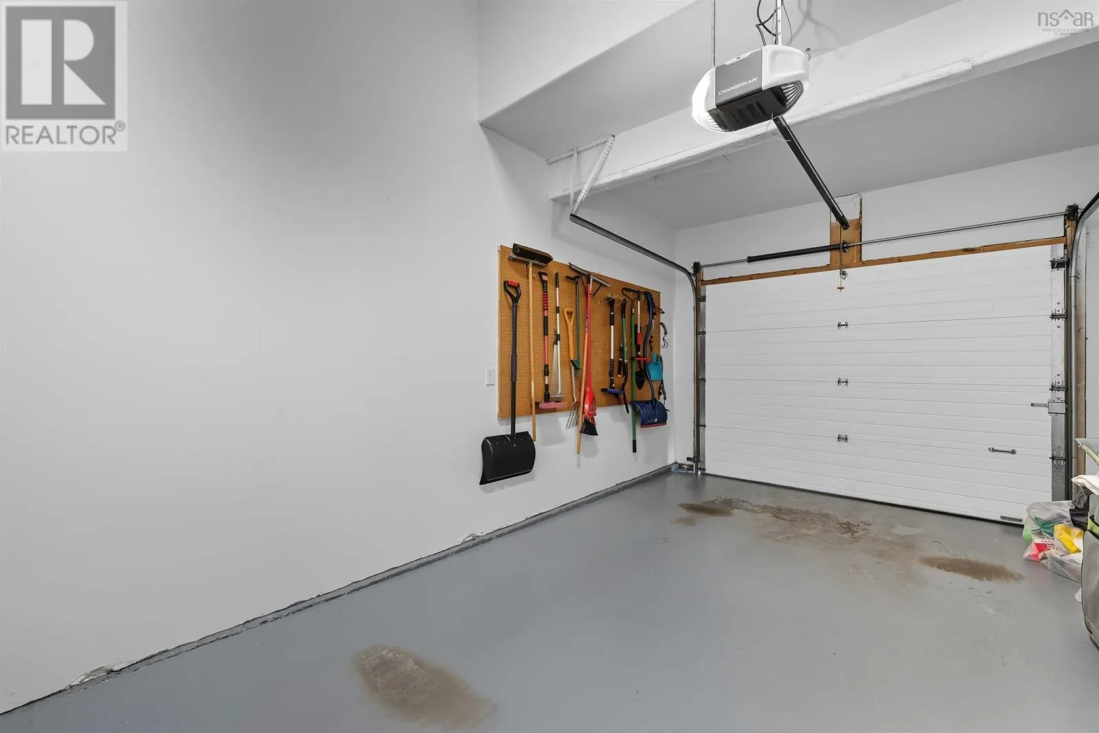 40 GORSEBUD Close