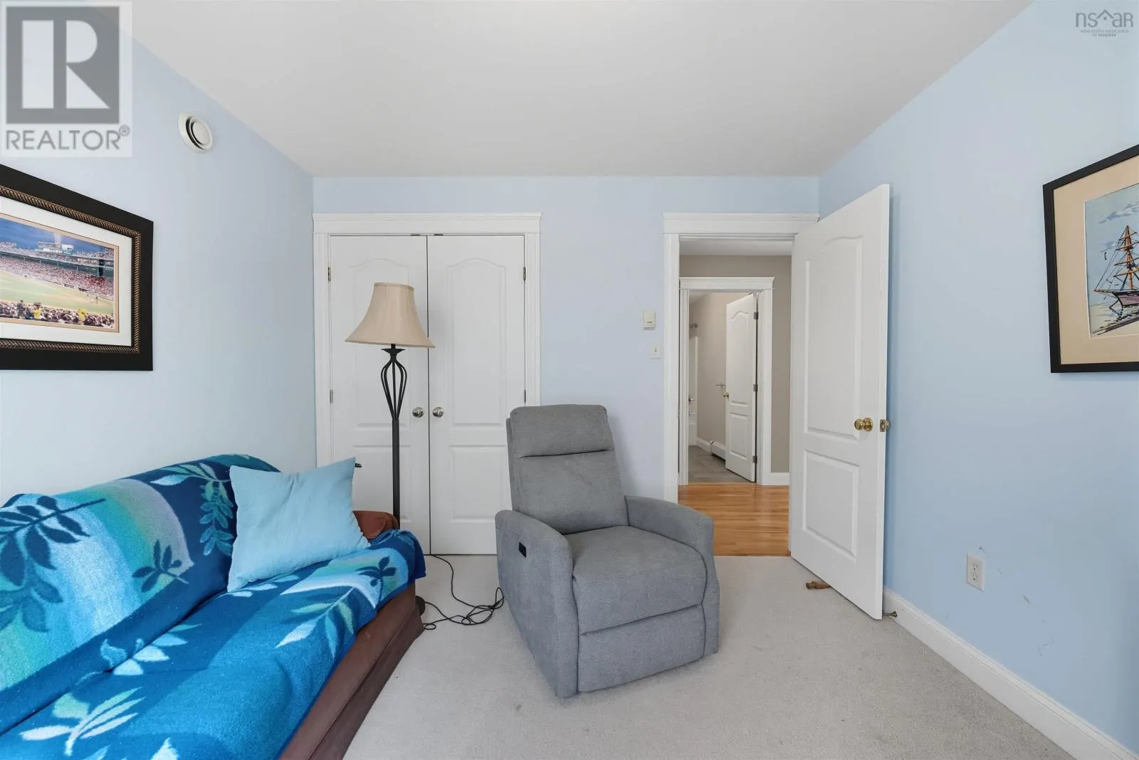 40 GORSEBUD Close