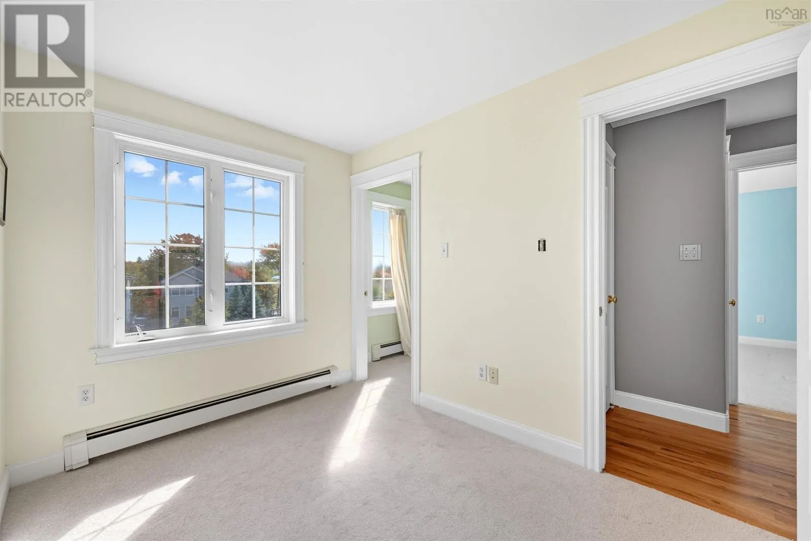 40 GORSEBUD Close