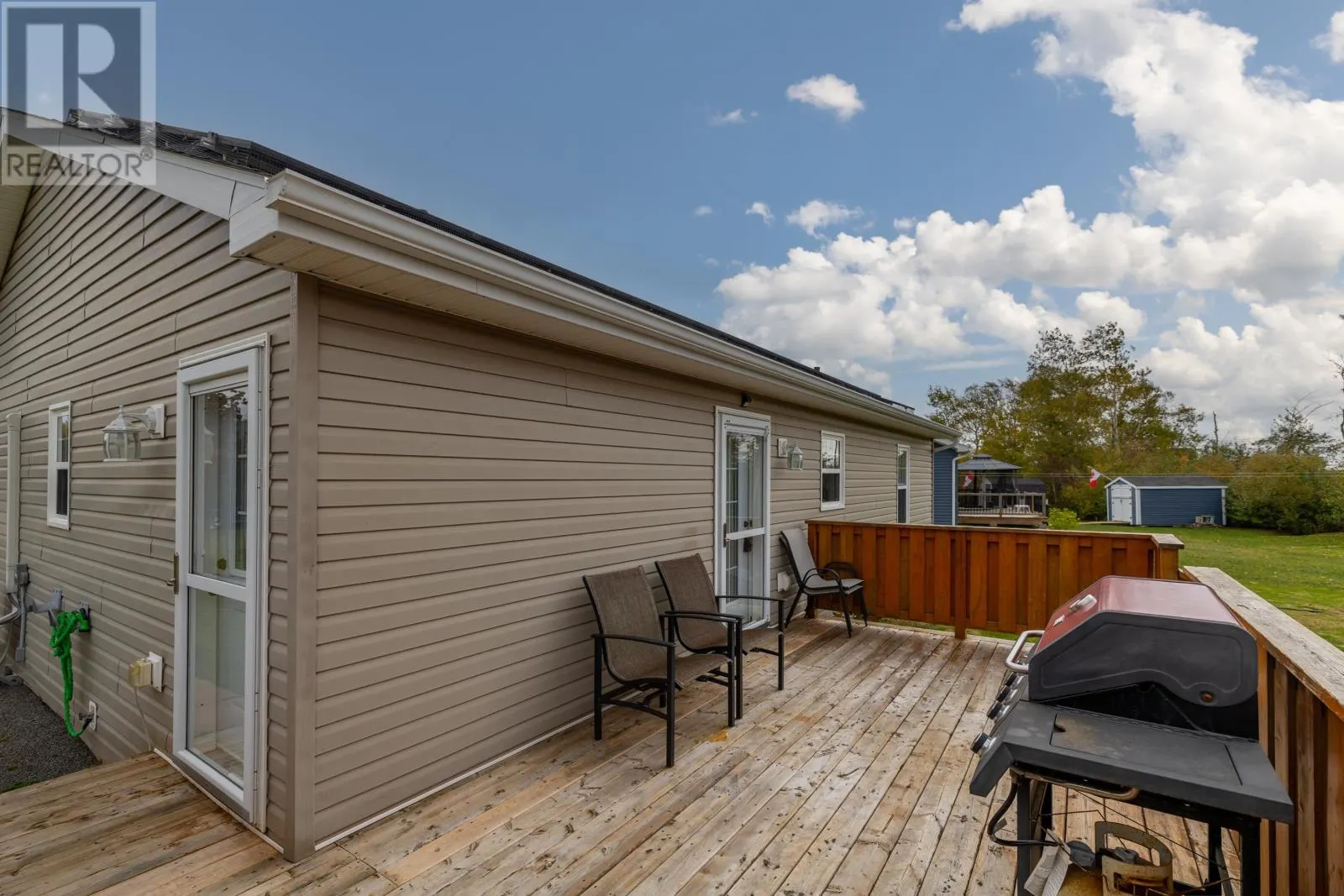 11 Tide View Court