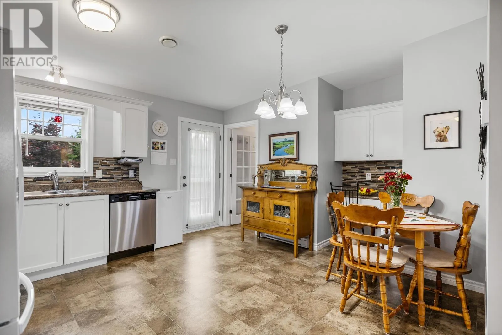 11 Tide View Court