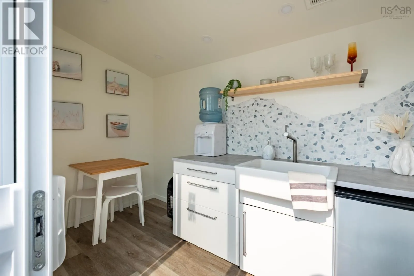 8 Simmons Island|Water Access