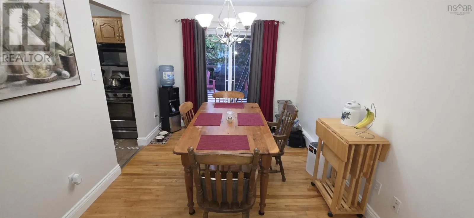 6 BARQUE Court