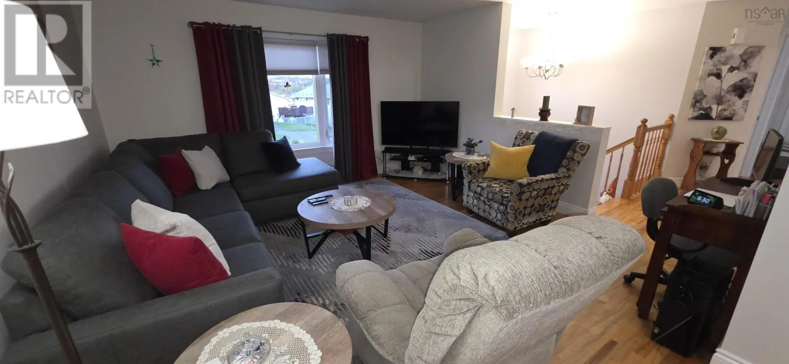 6 BARQUE Court