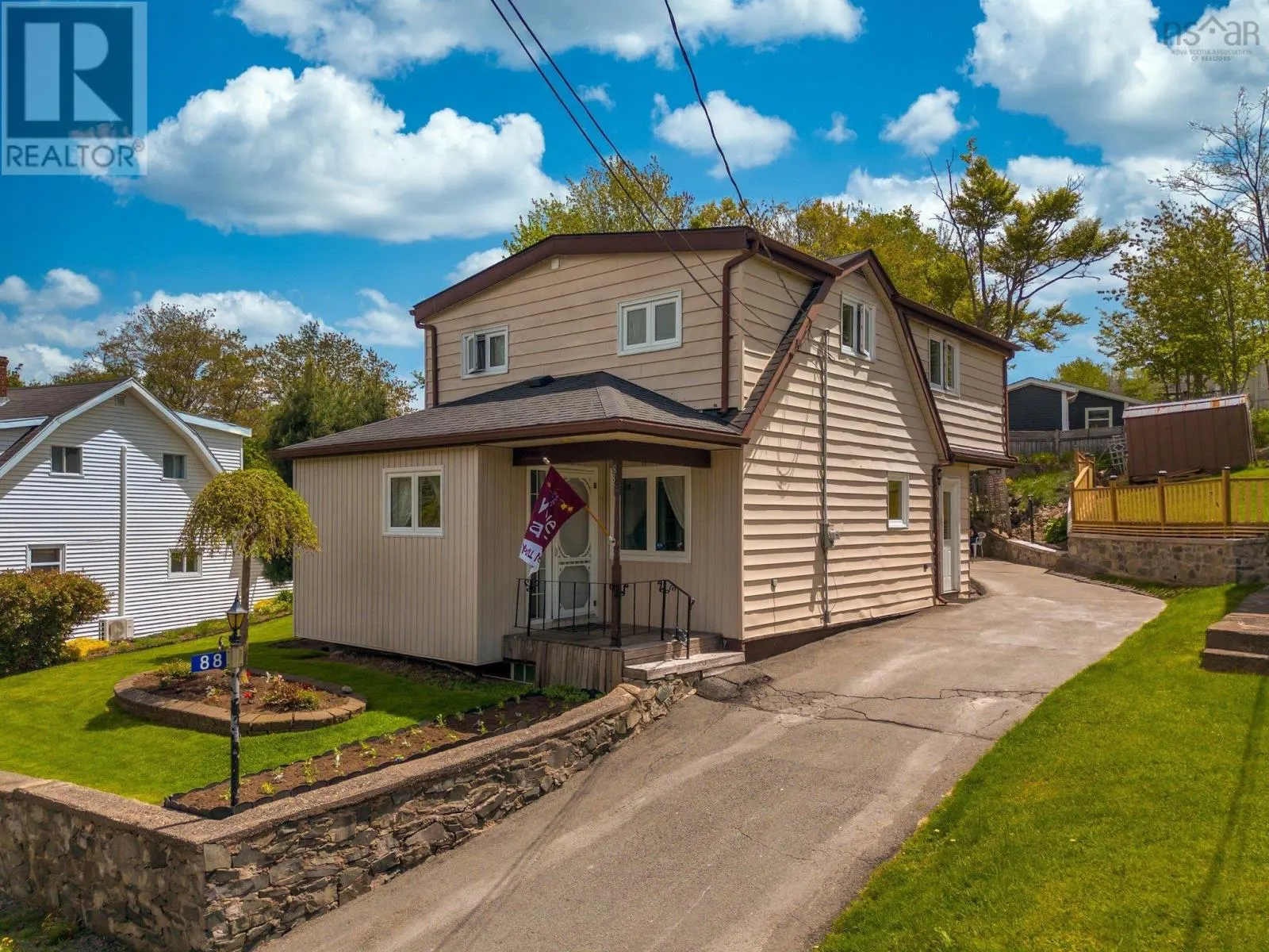 88 Armada Drive