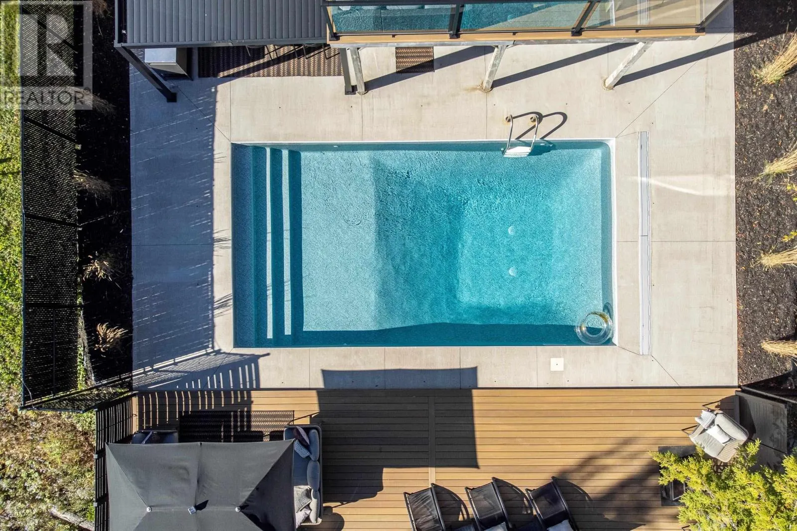 212 Voyageur Way