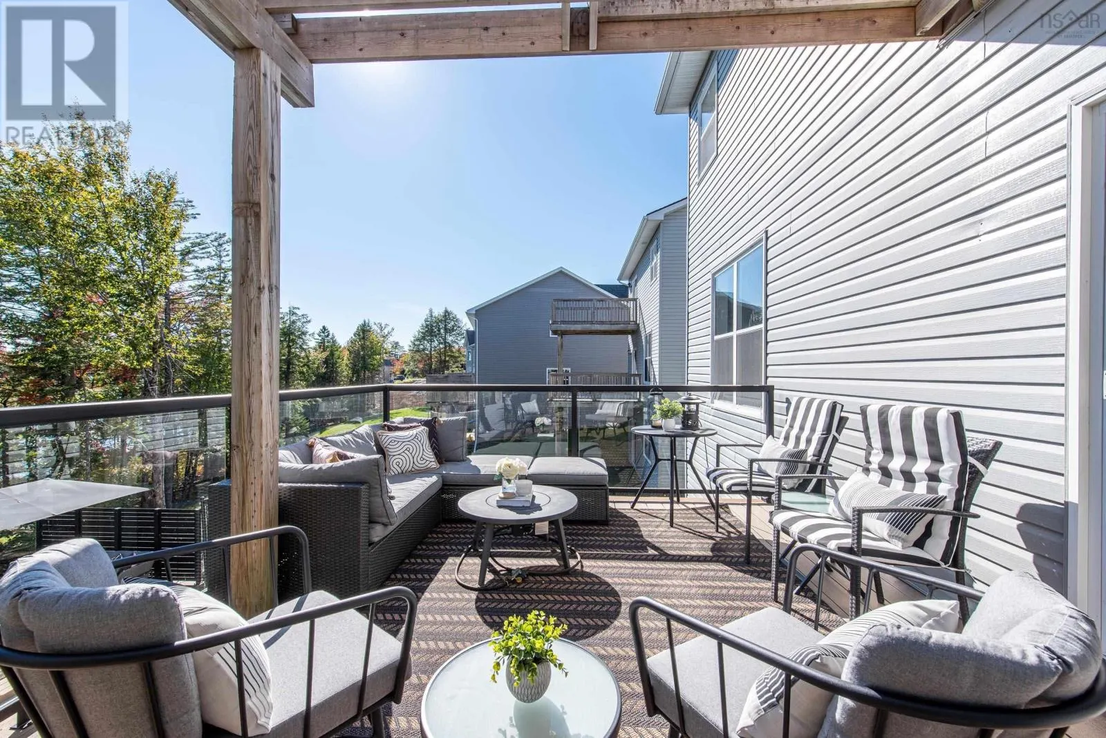212 Voyageur Way