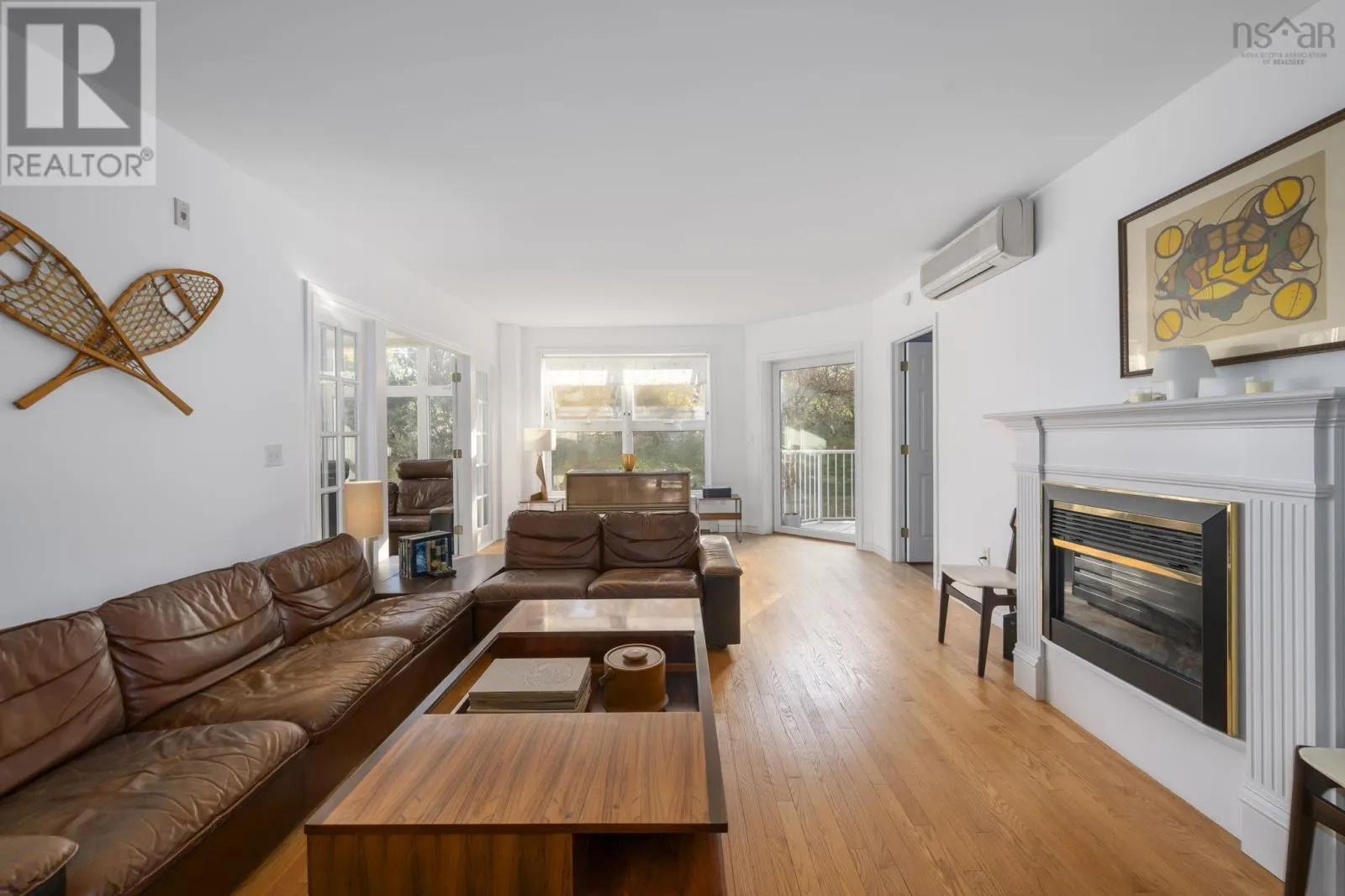 106 99 Waterfront Drive