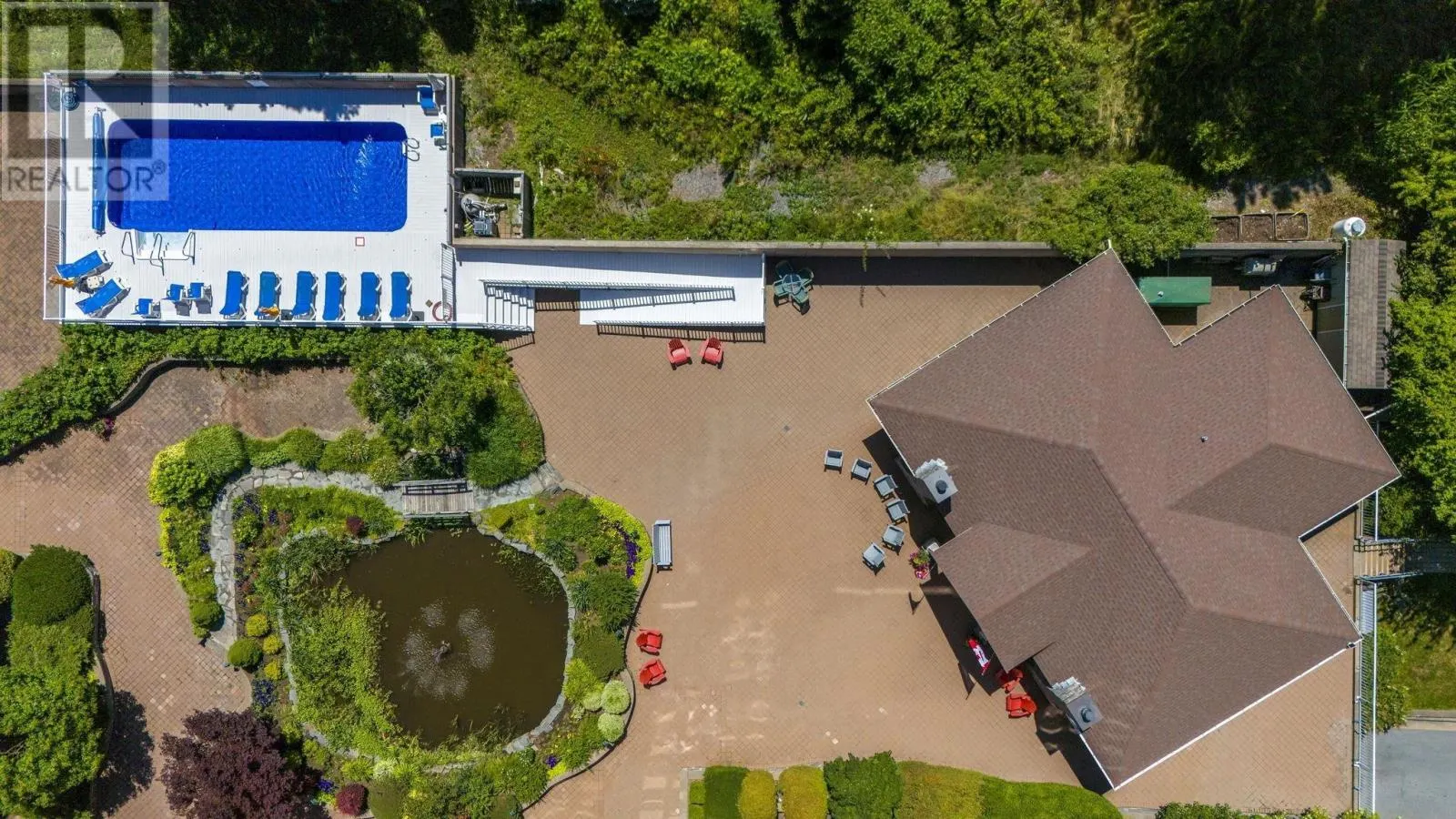 106 99 Waterfront Drive