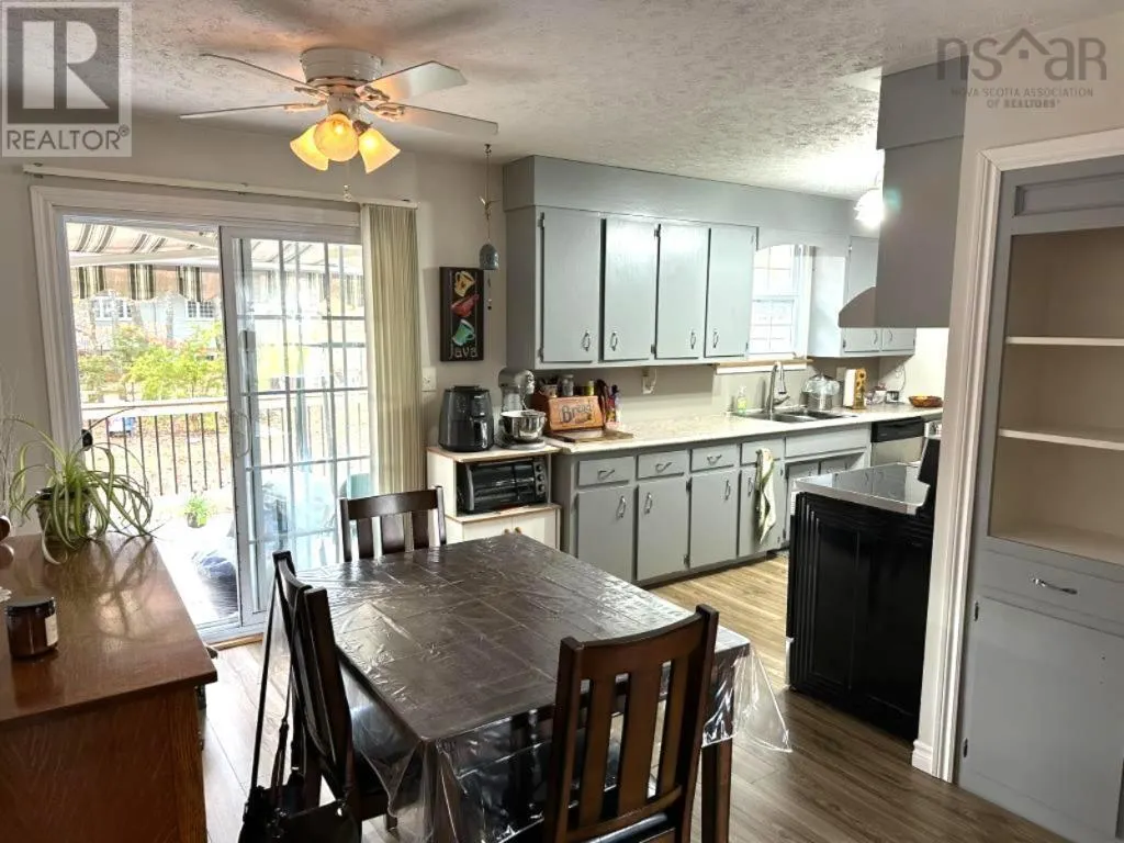 2807 Pinecrest Drive|Hayes Subdivision