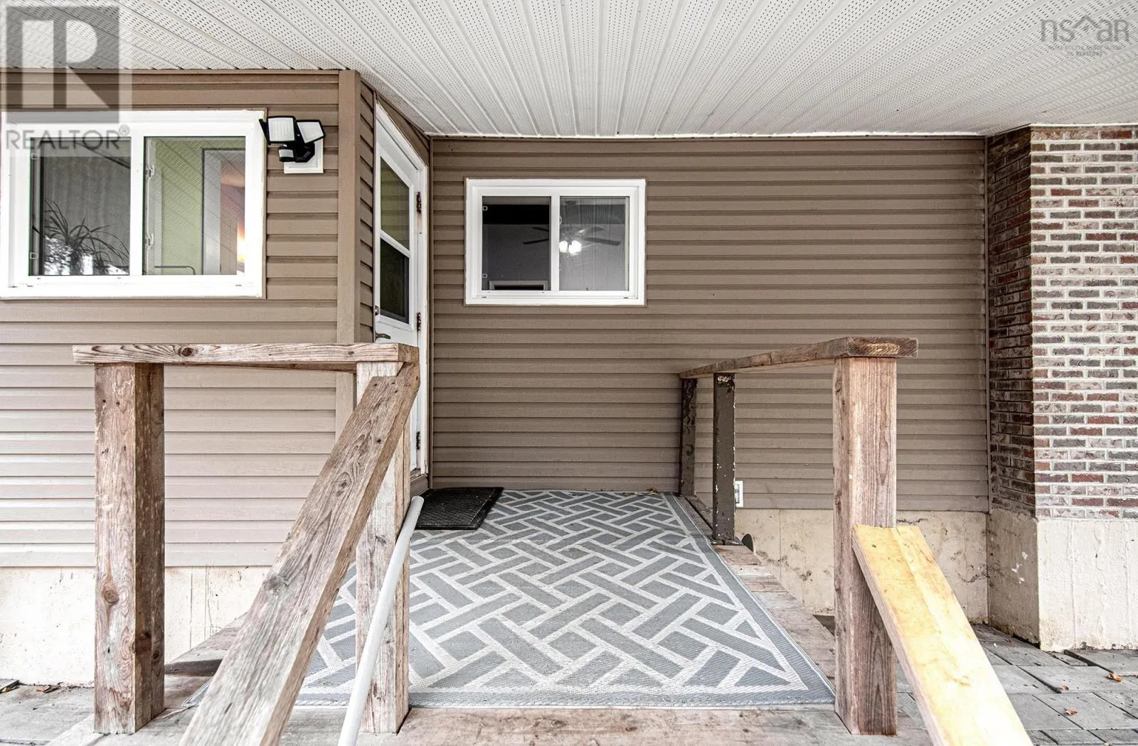 1186 Highway 1