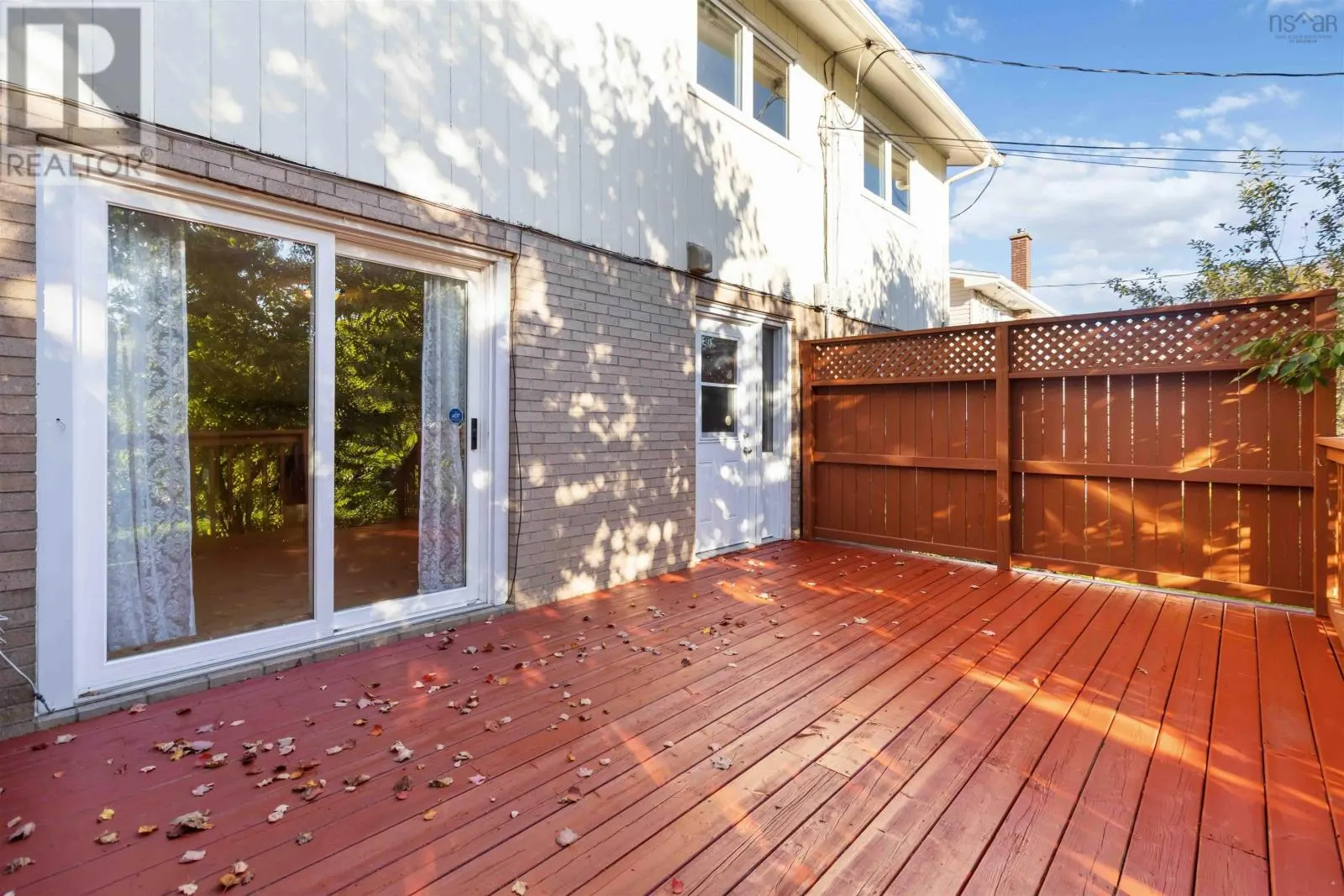 77 Tangmere Crescent