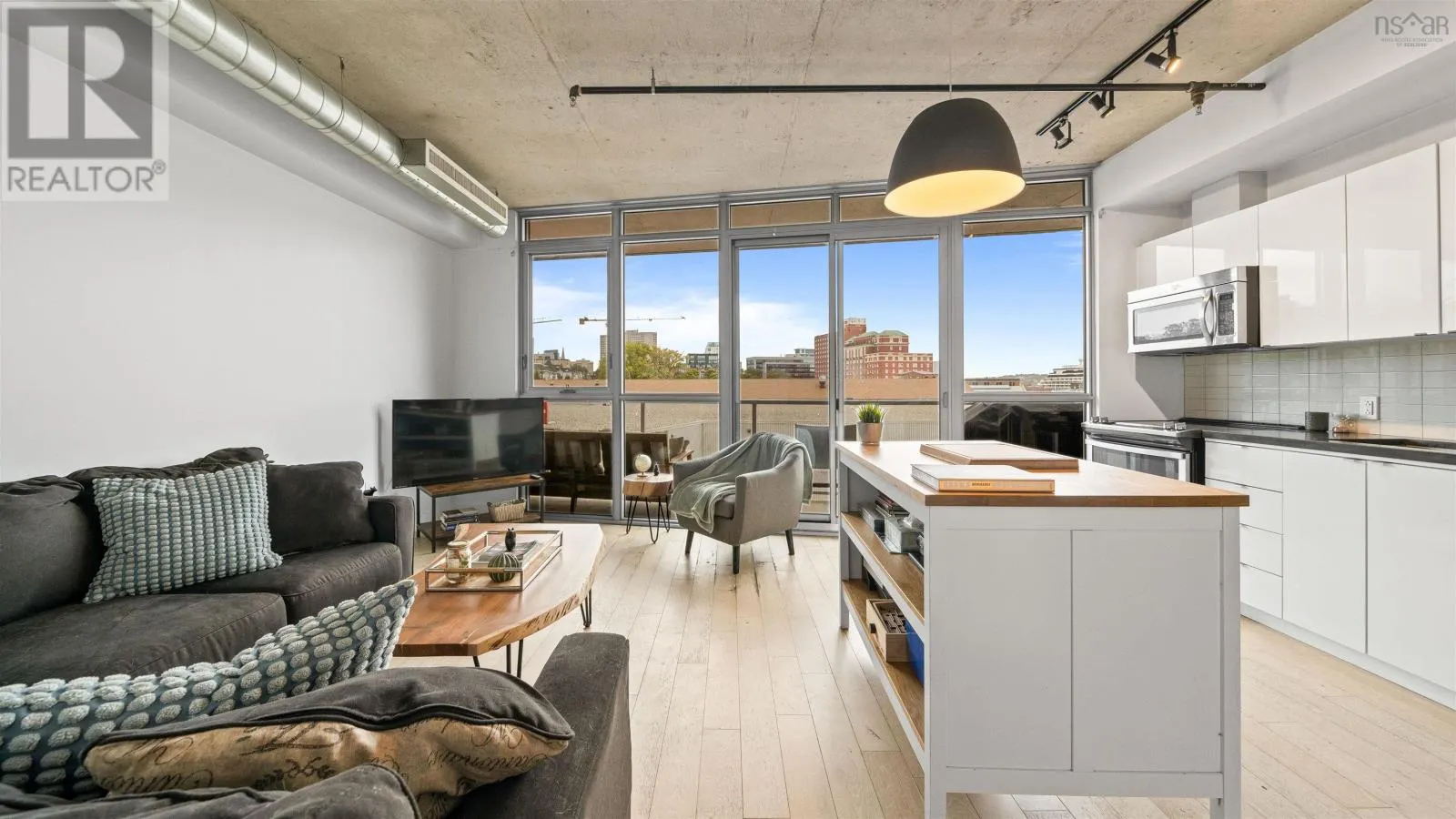 406 1065 Barrington Street
