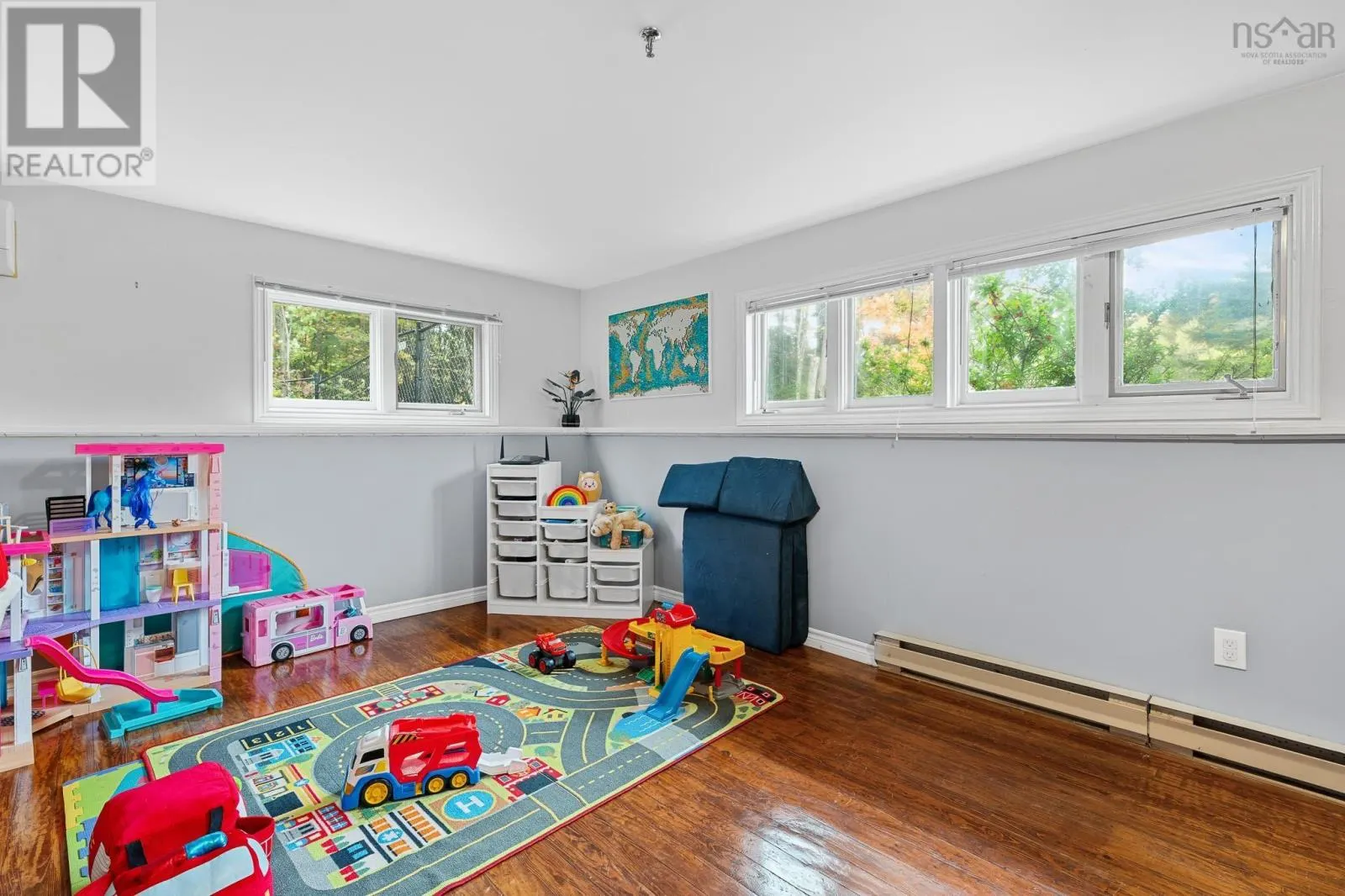 8 Arthur Joseph Drive