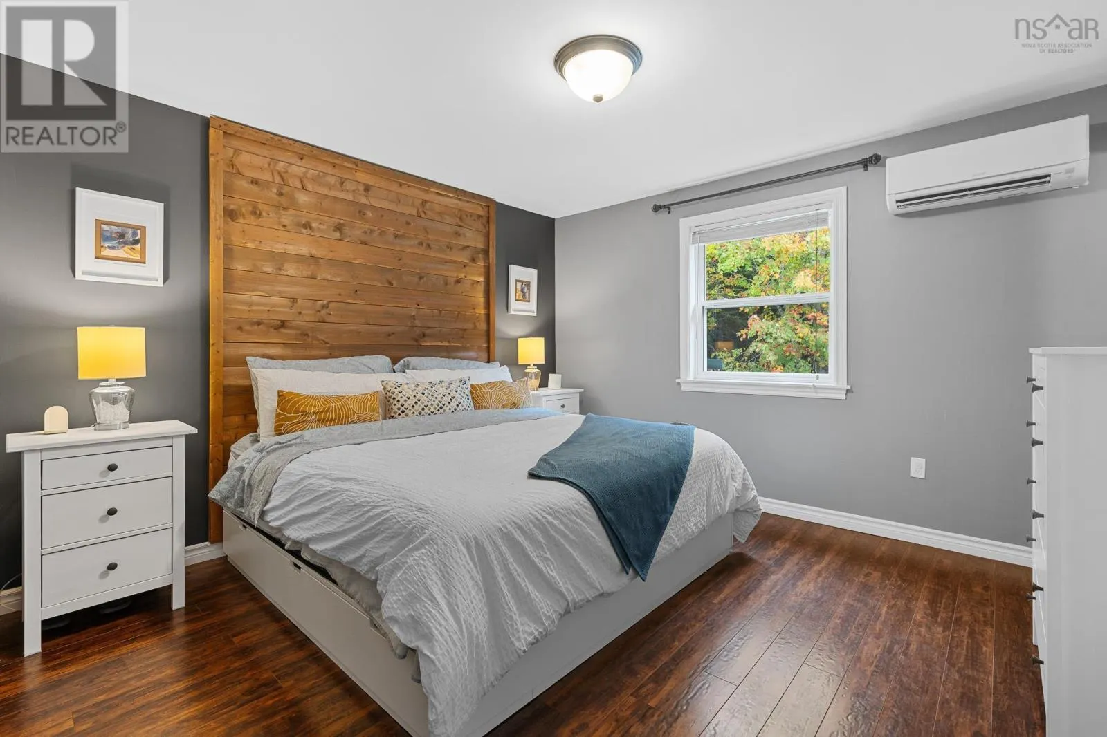 8 Arthur Joseph Drive