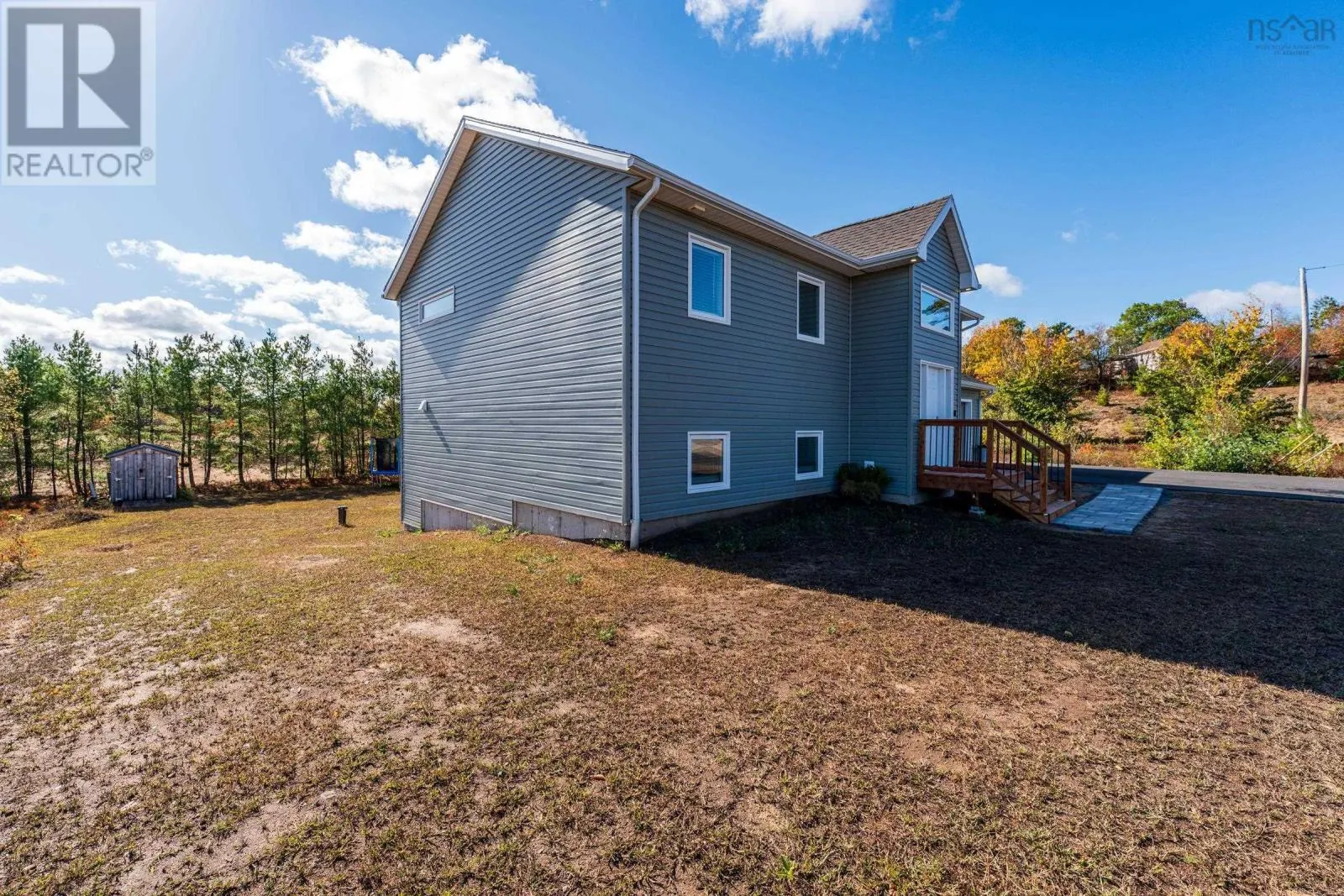 4 Acorn Lane