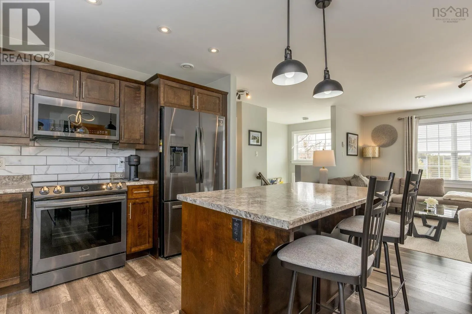 39 Ridge Avenue
