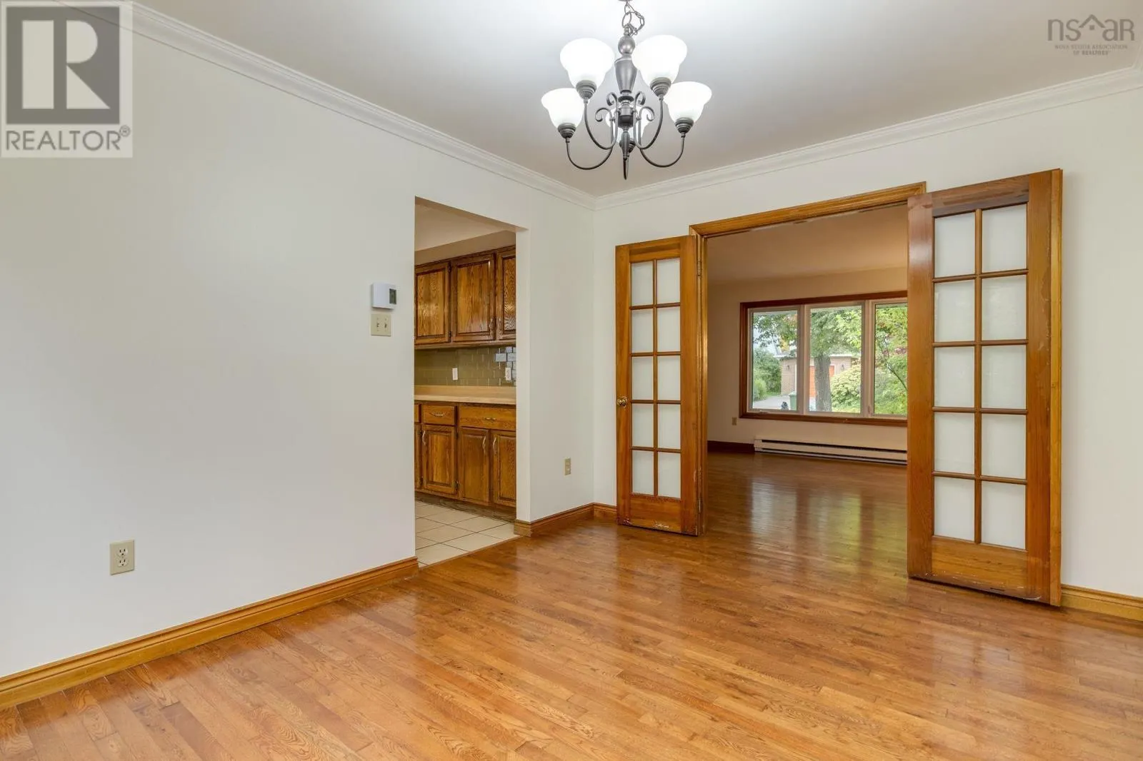 6 Amberwood Court