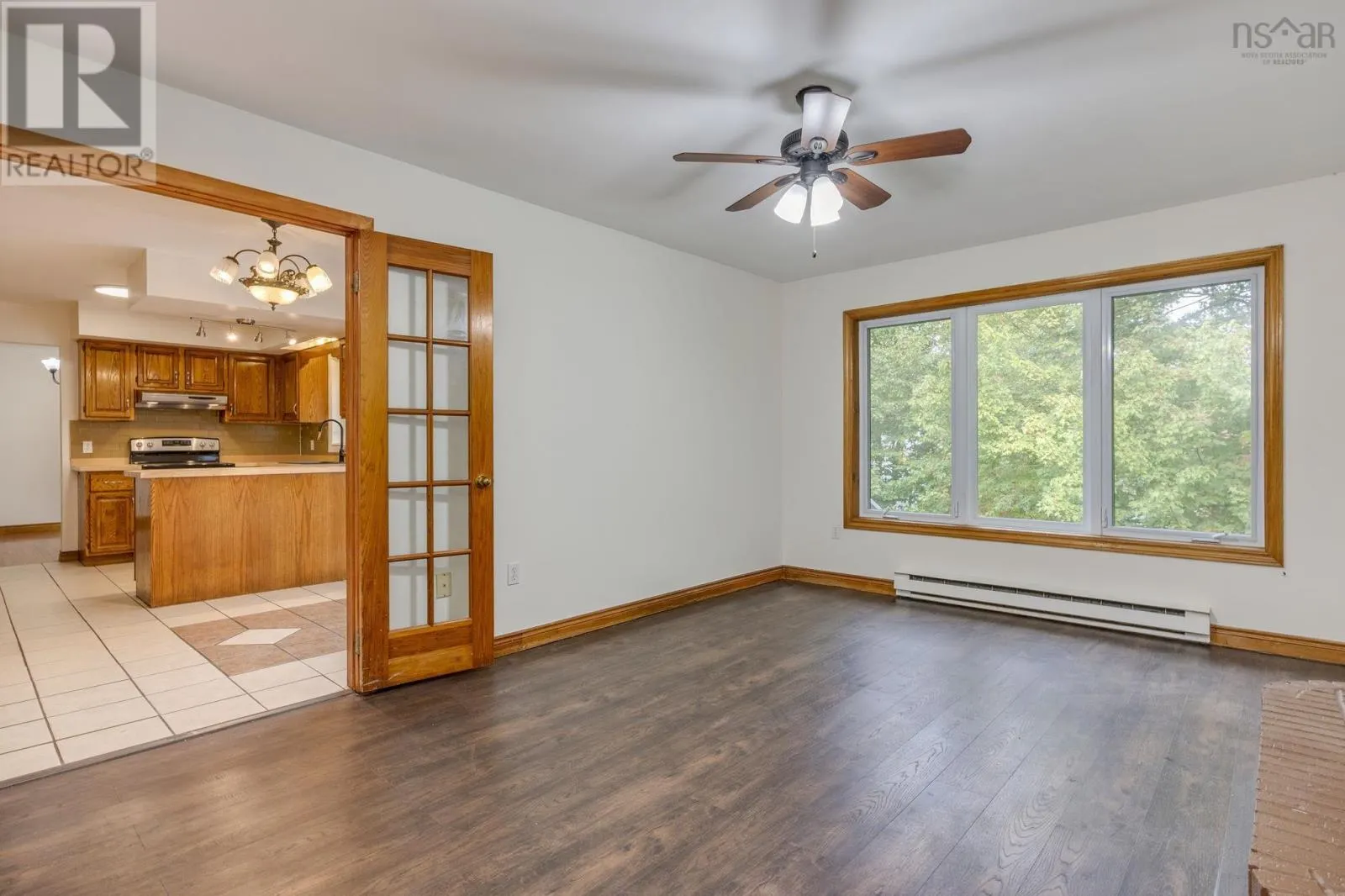 6 Amberwood Court