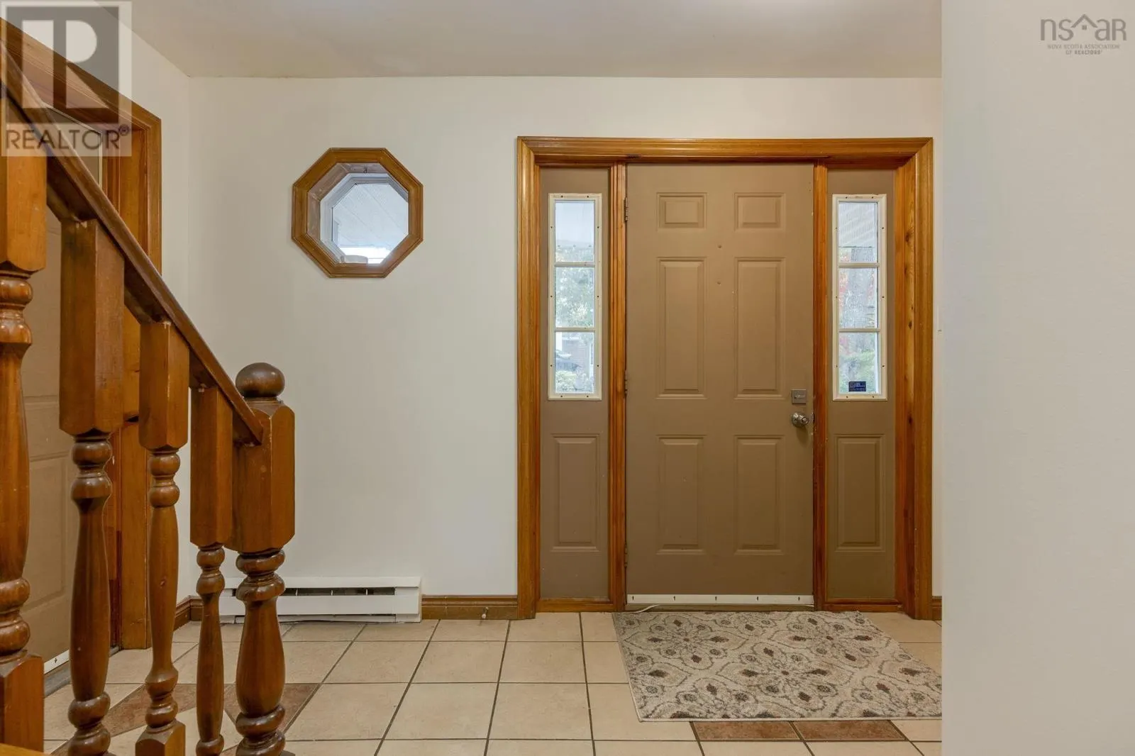 6 Amberwood Court