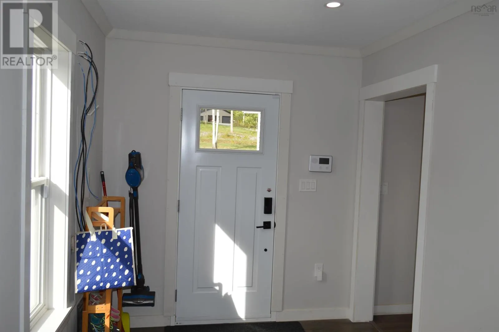 25 Lakewood Drive