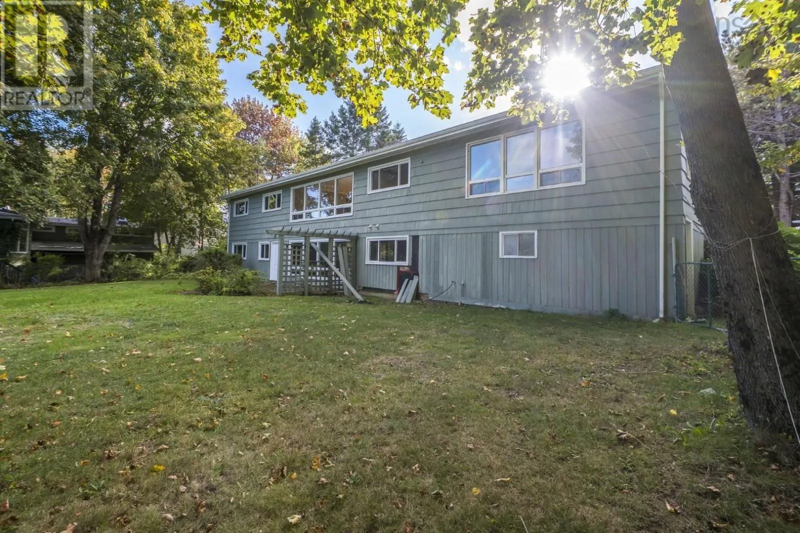 21 Wildwood Boulevard