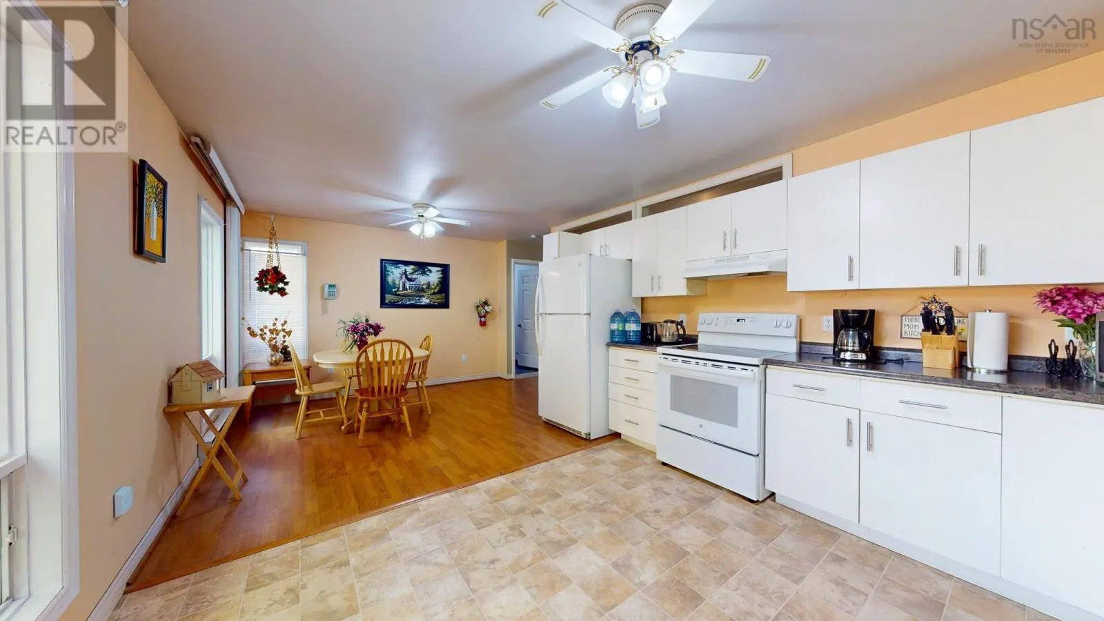 2 Riverview Avenue