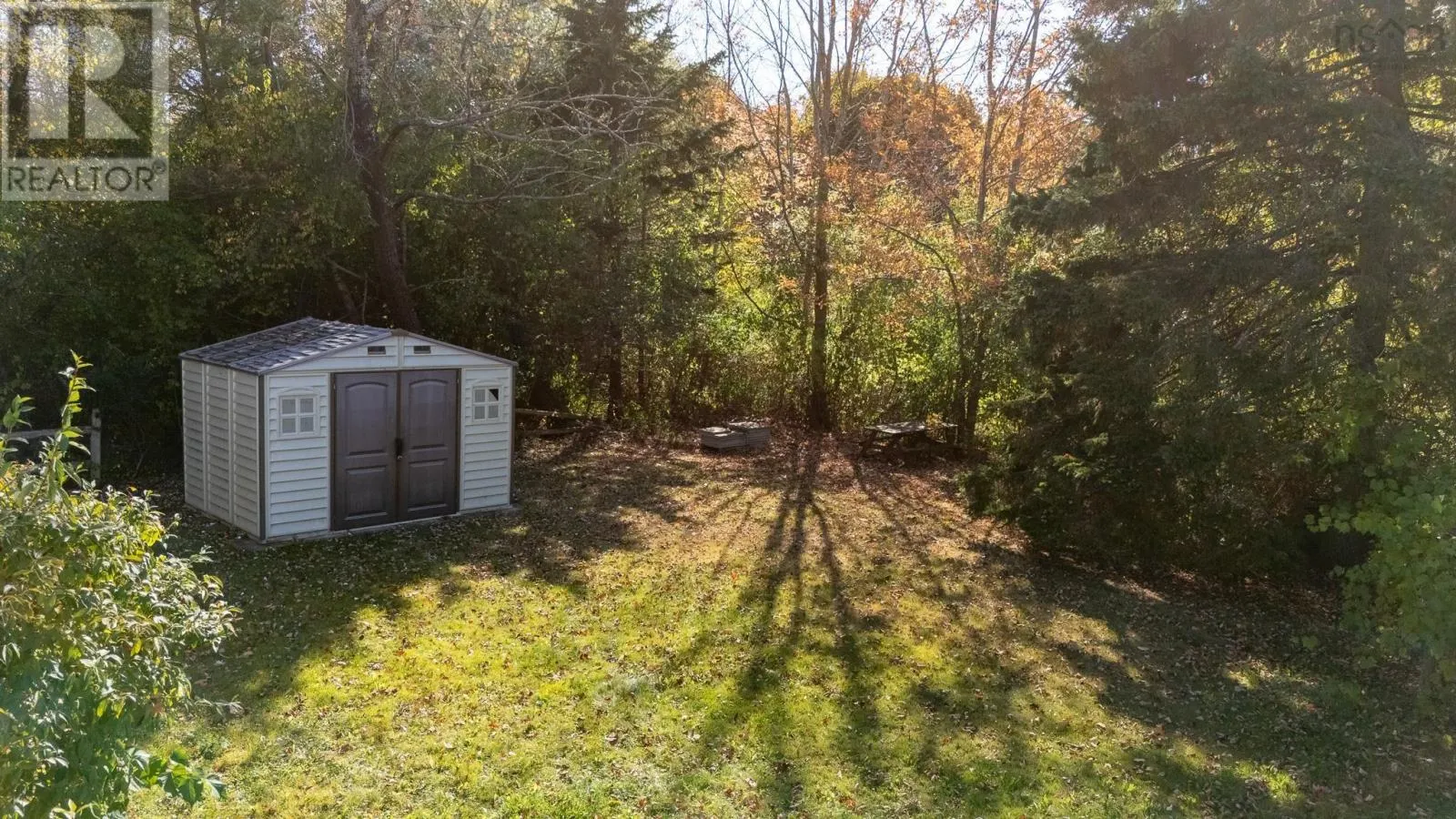 2 Riverview Avenue