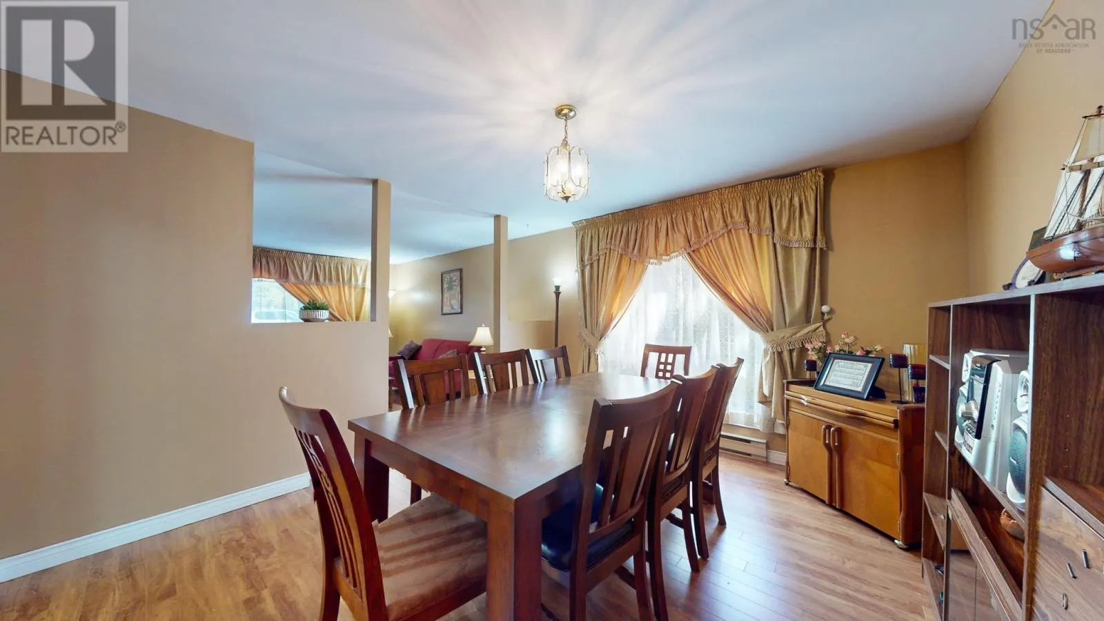 2 Riverview Avenue