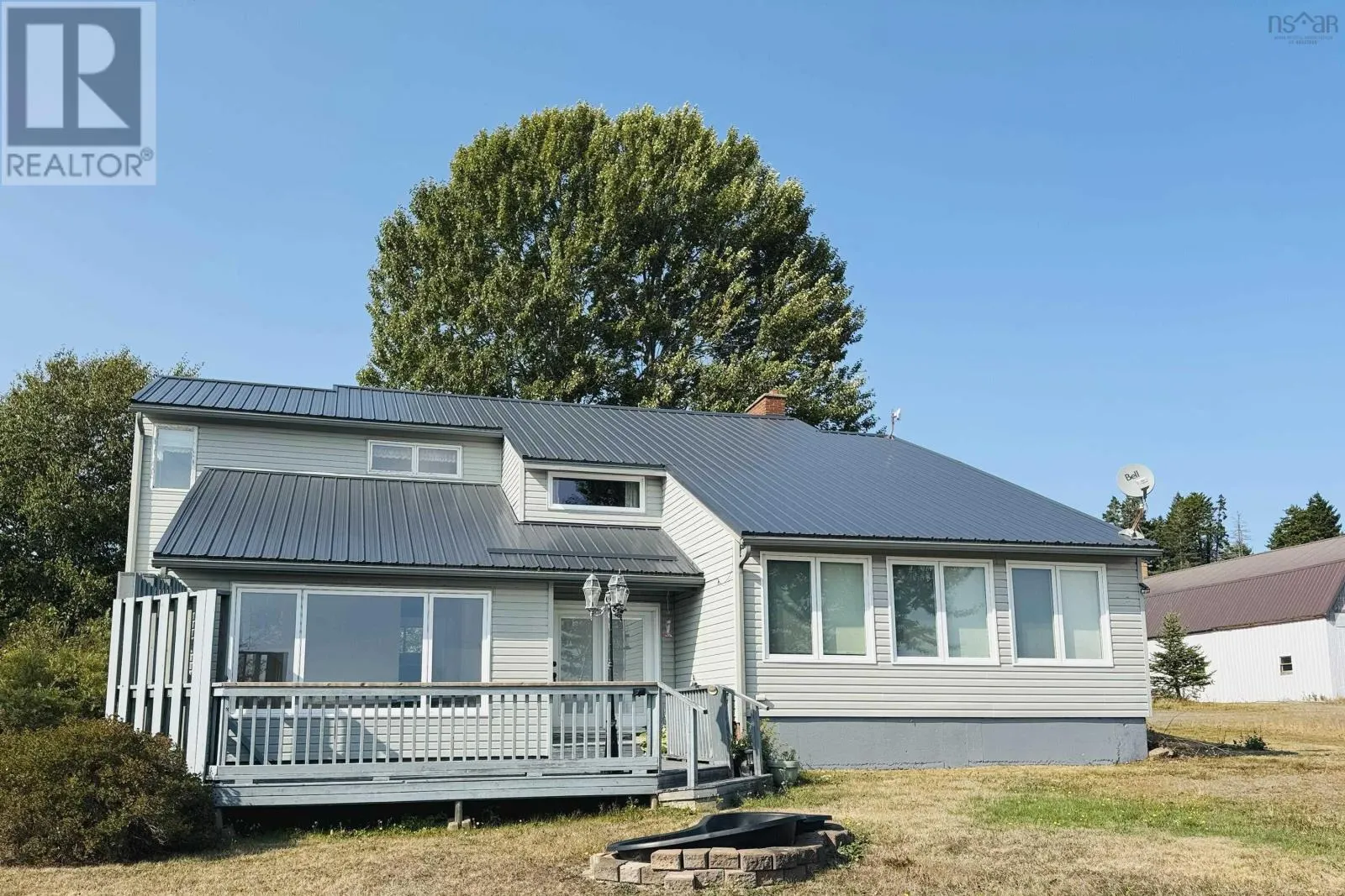 8005 Highway 209