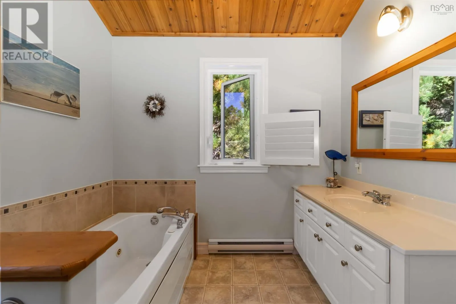 135 Borgalds Shore Drive|135 Borgels Shore Drive