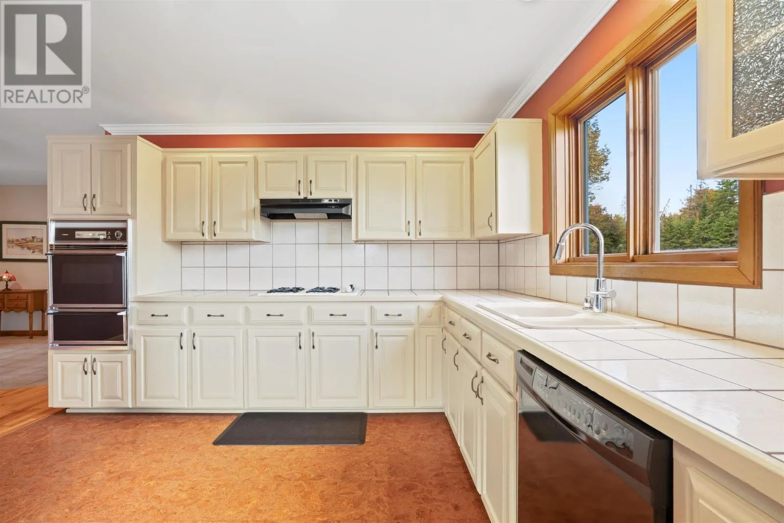 221 Pinette Road