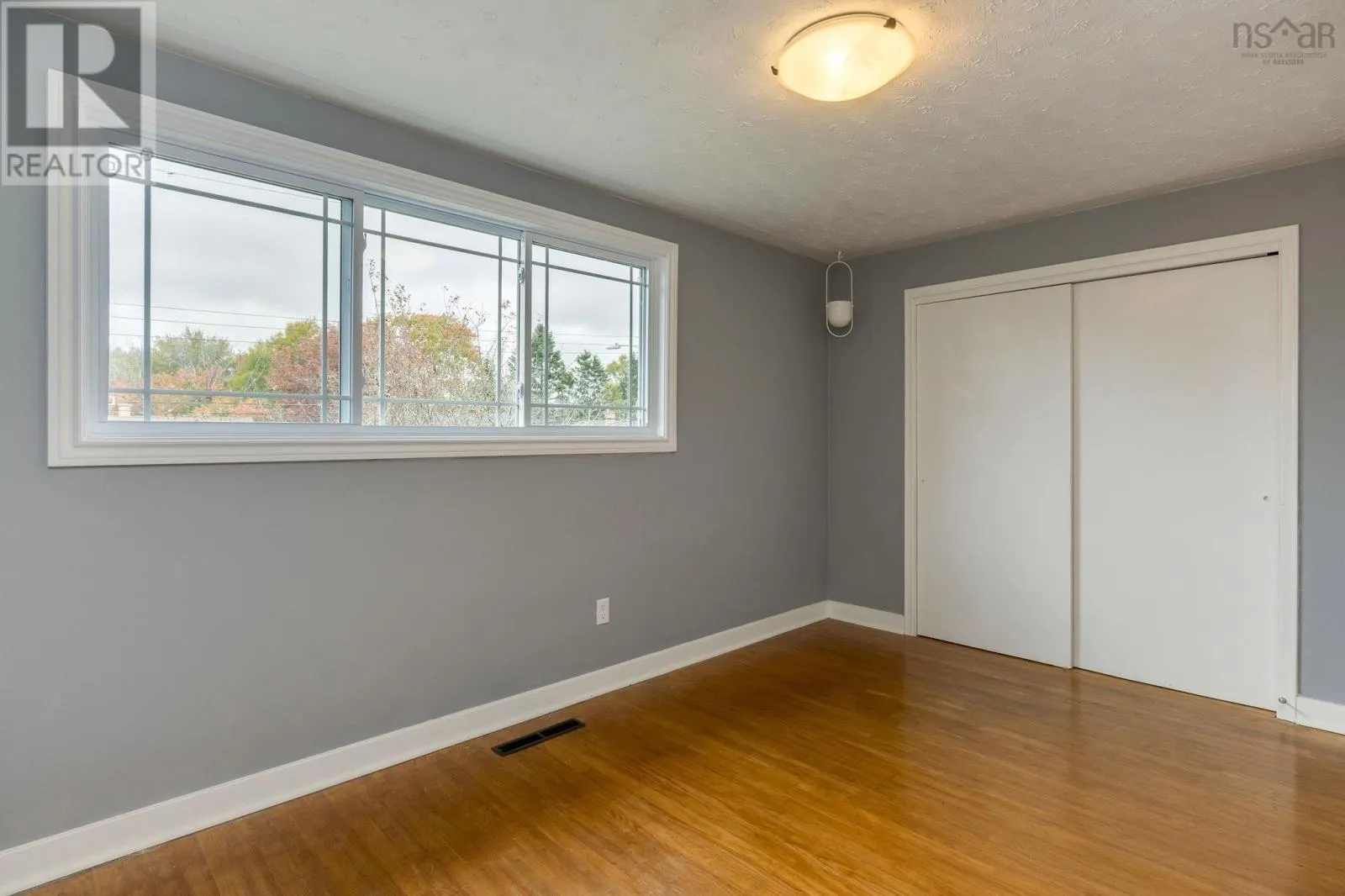 19-19 A Westwood Drive
