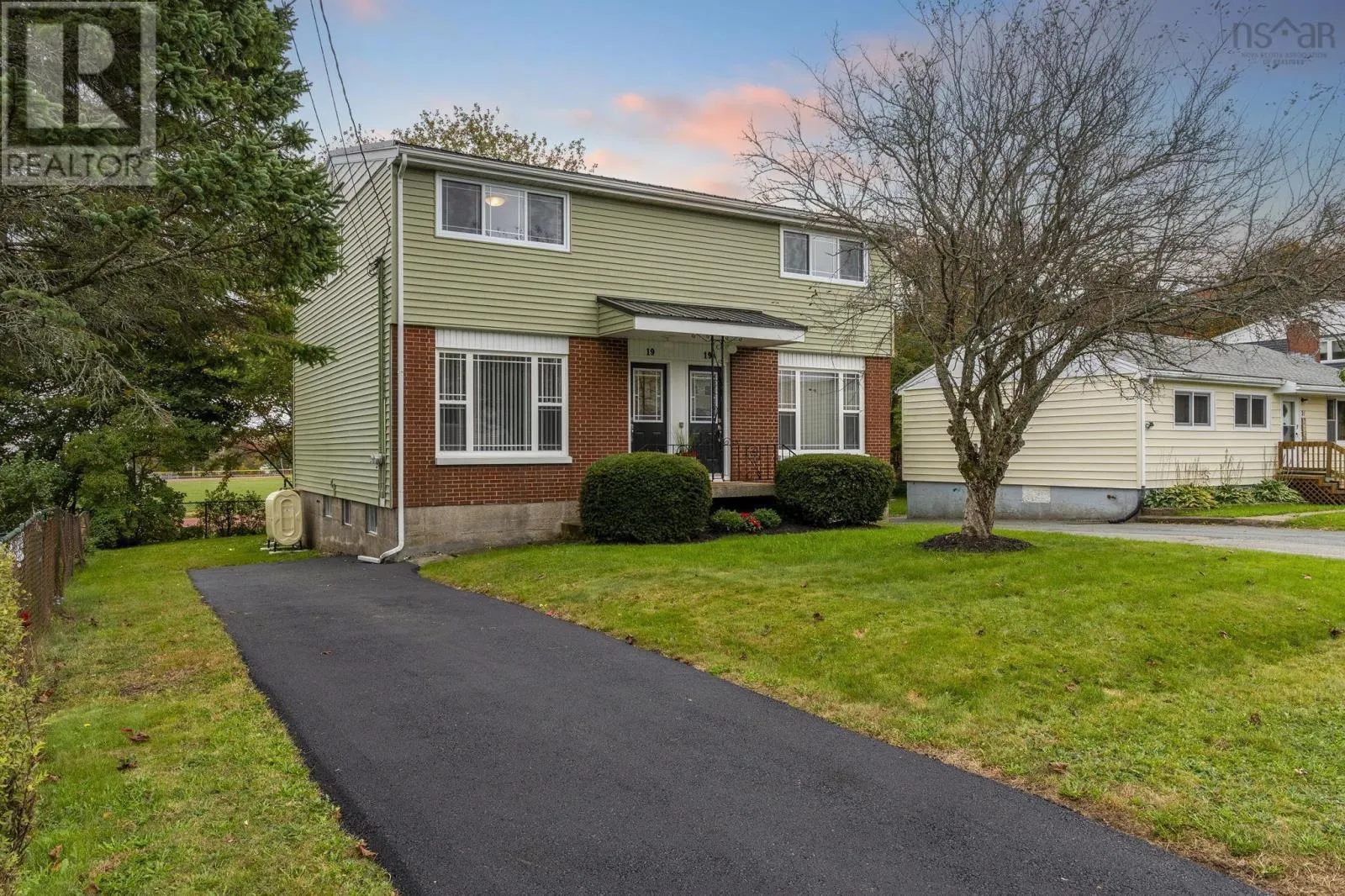 19-19 A Westwood Drive