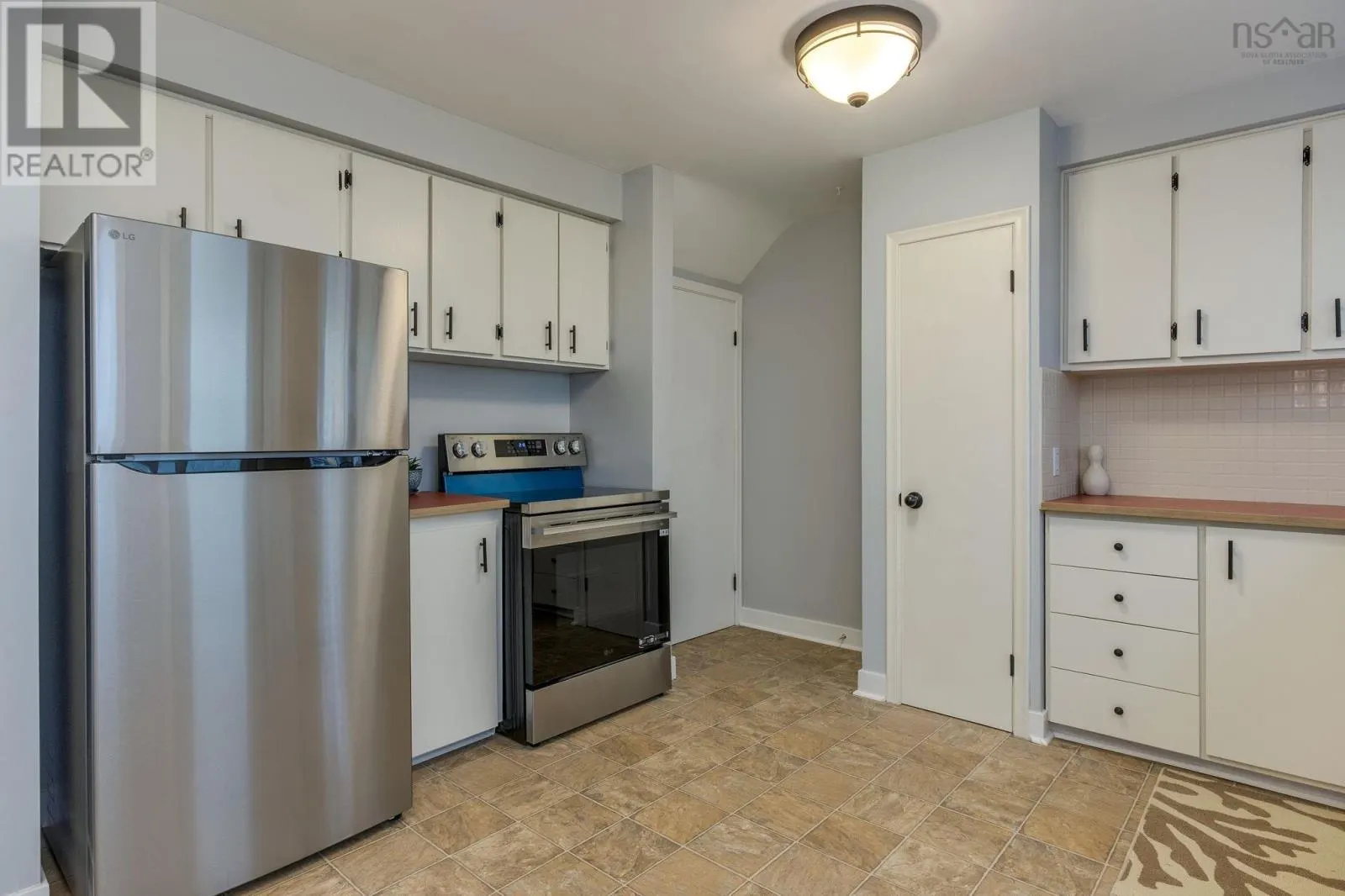 19-19 A Westwood Drive