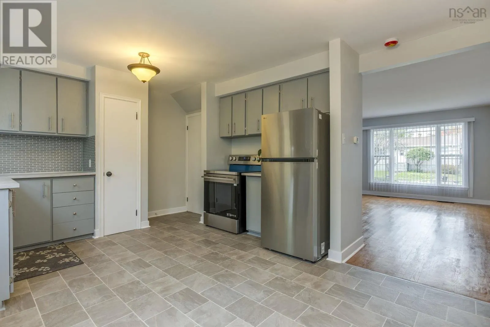19-19 A Westwood Drive