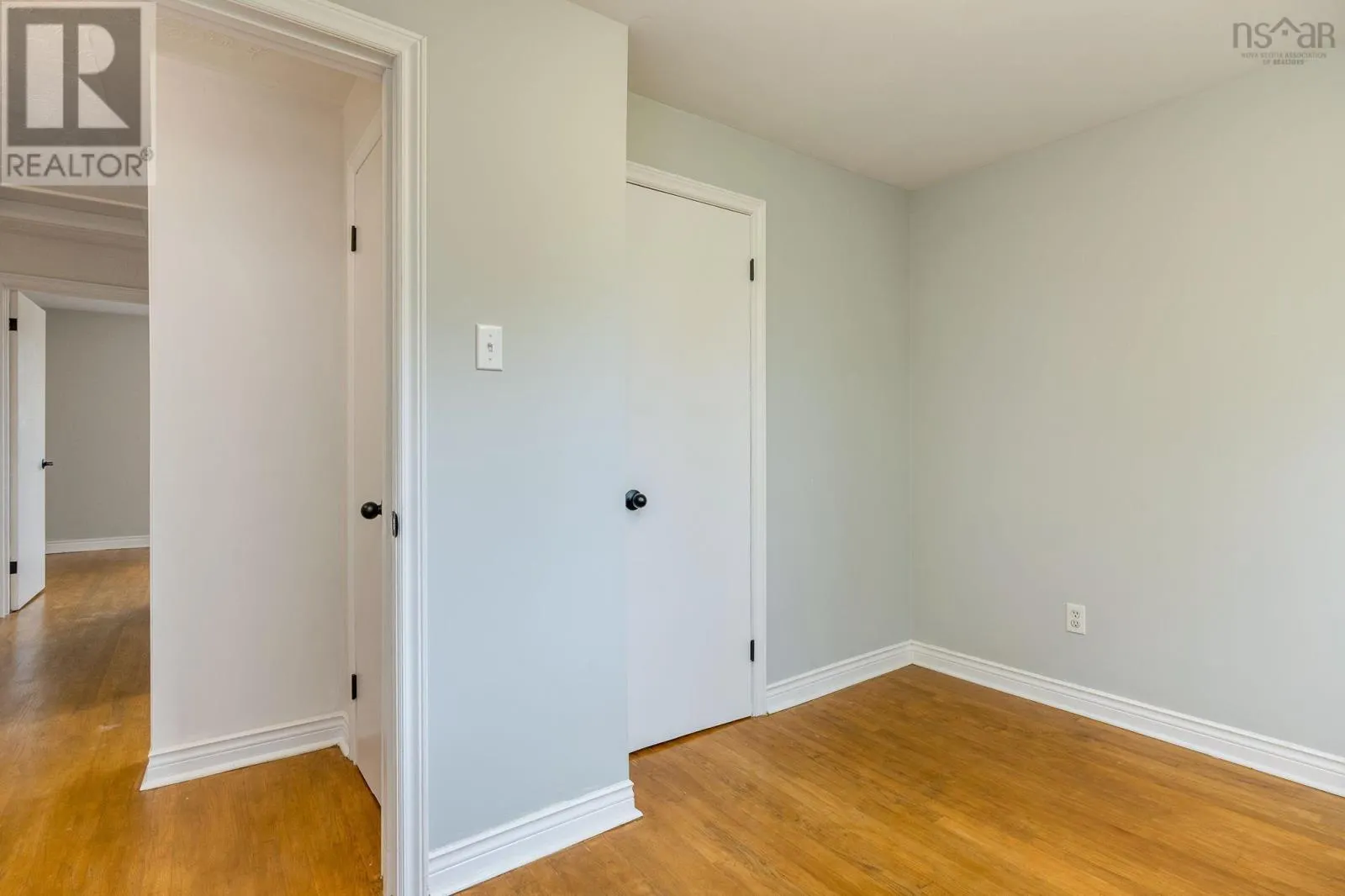 19-19 A Westwood Drive