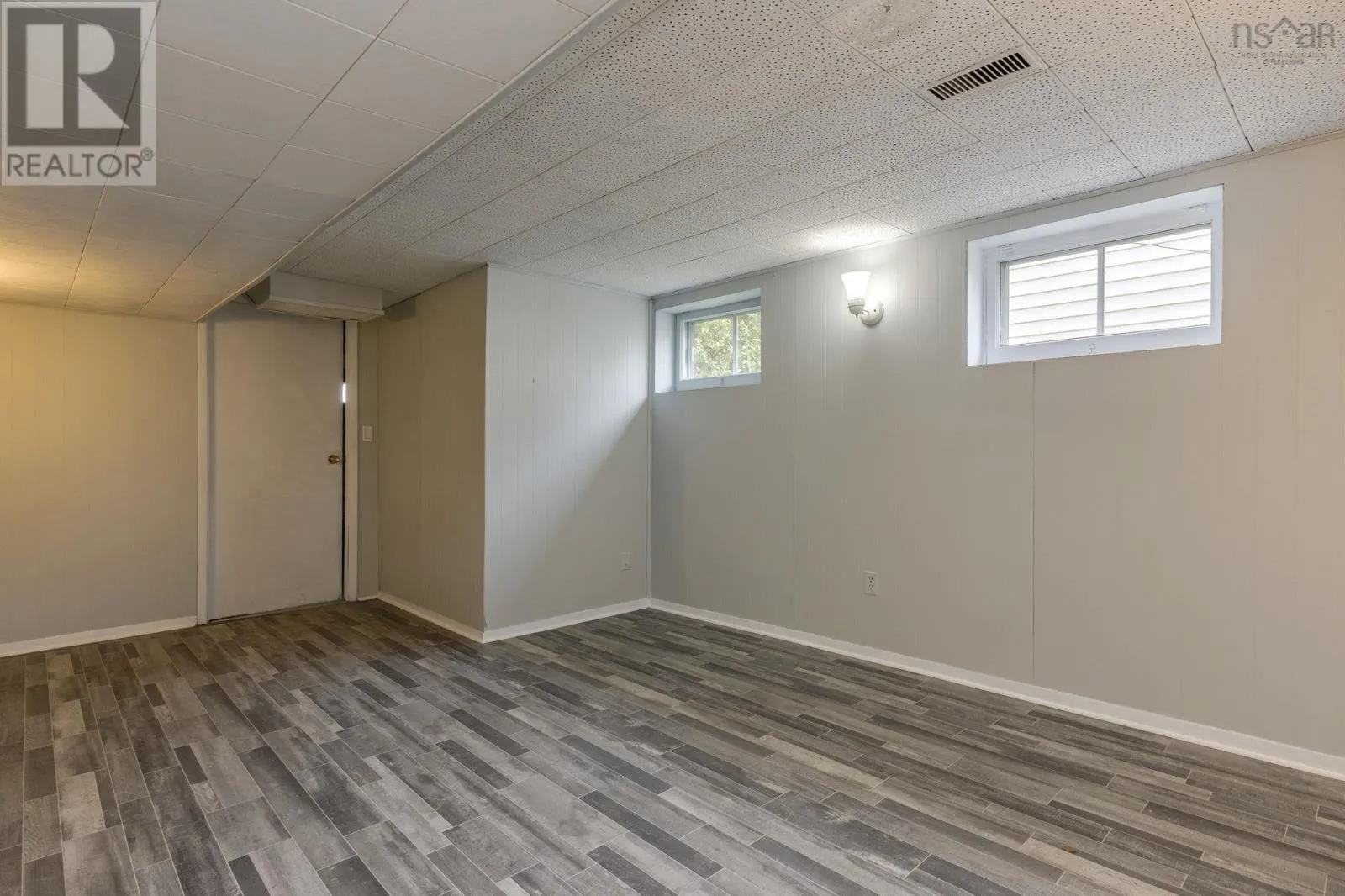 19-19 A Westwood Drive
