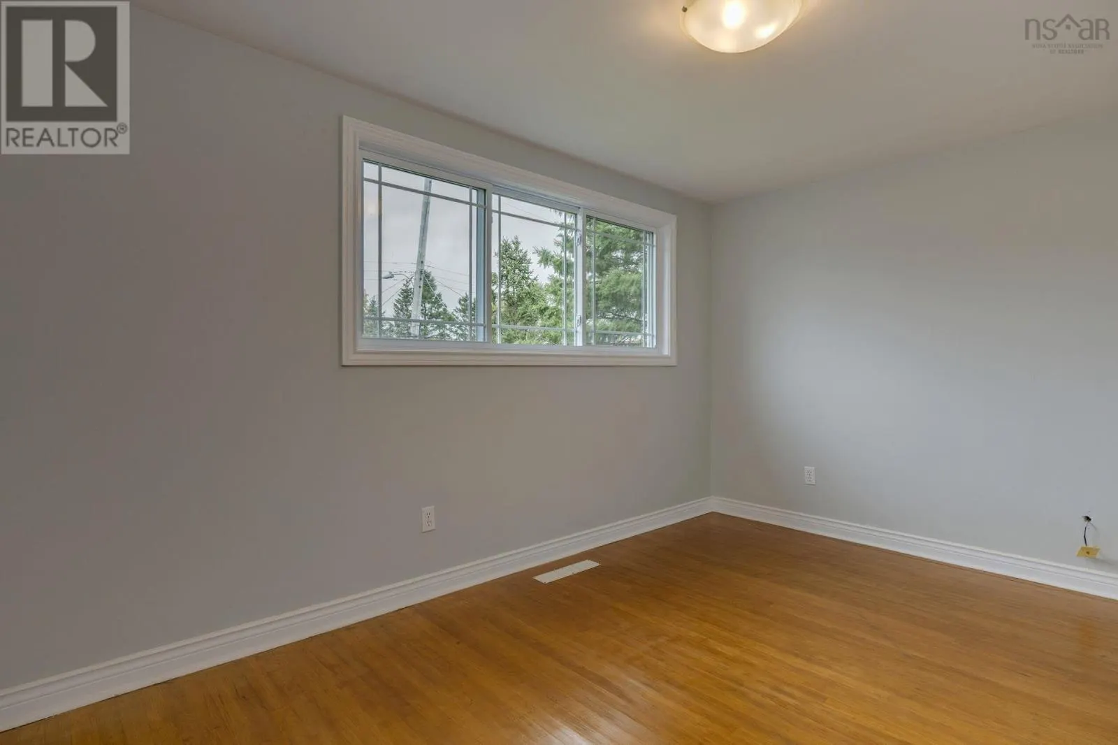19-19 A Westwood Drive