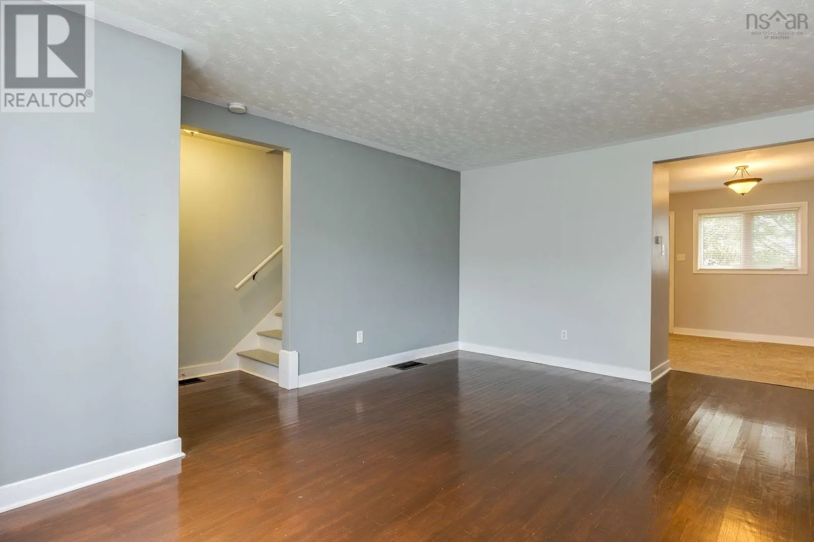 19-19 A Westwood Drive