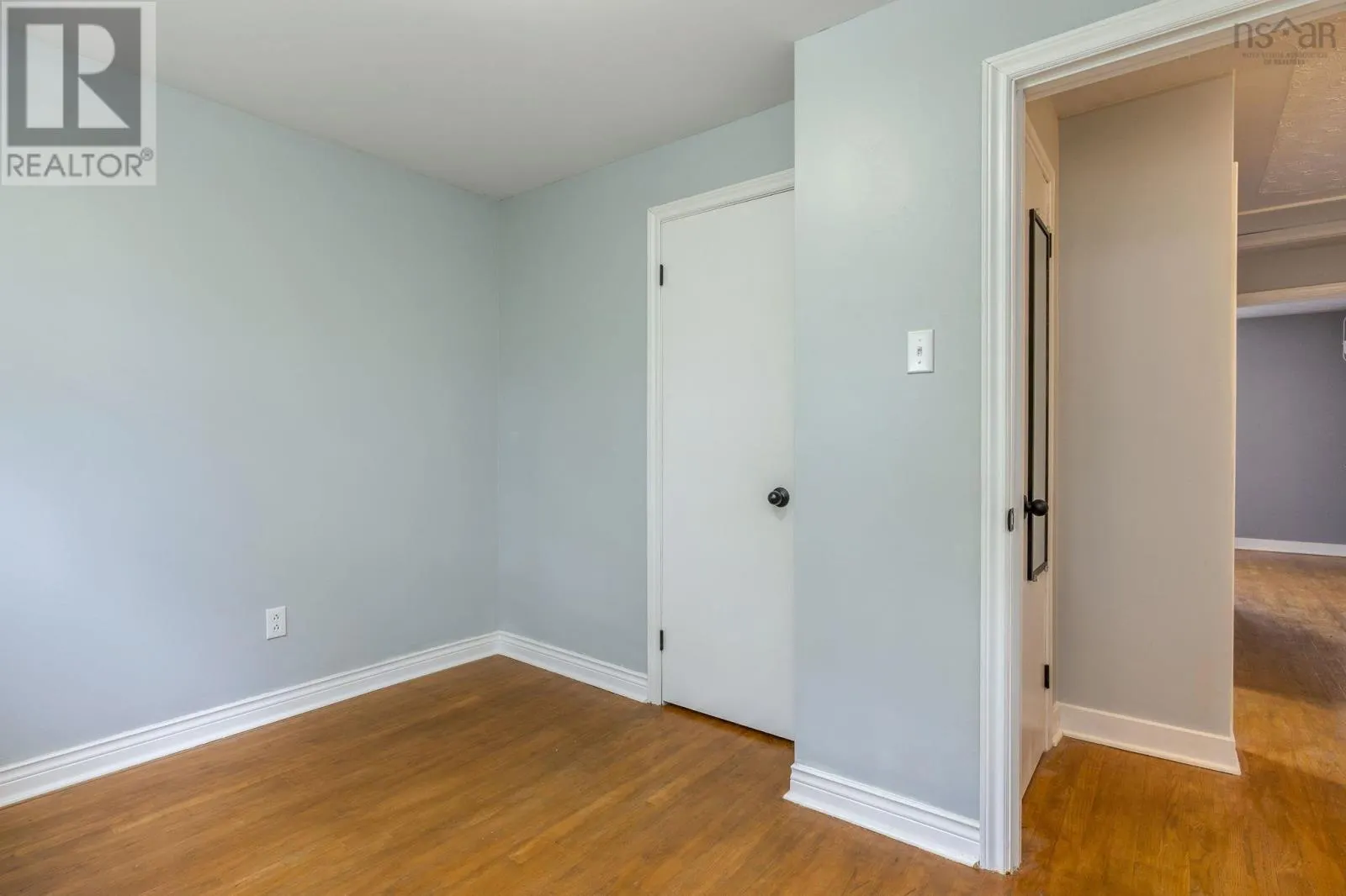 19-19 A Westwood Drive