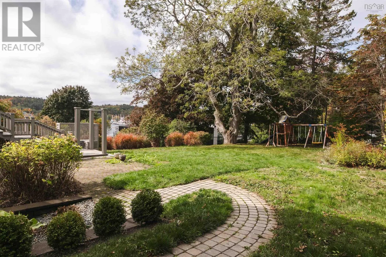 5845 Inglewood Drive