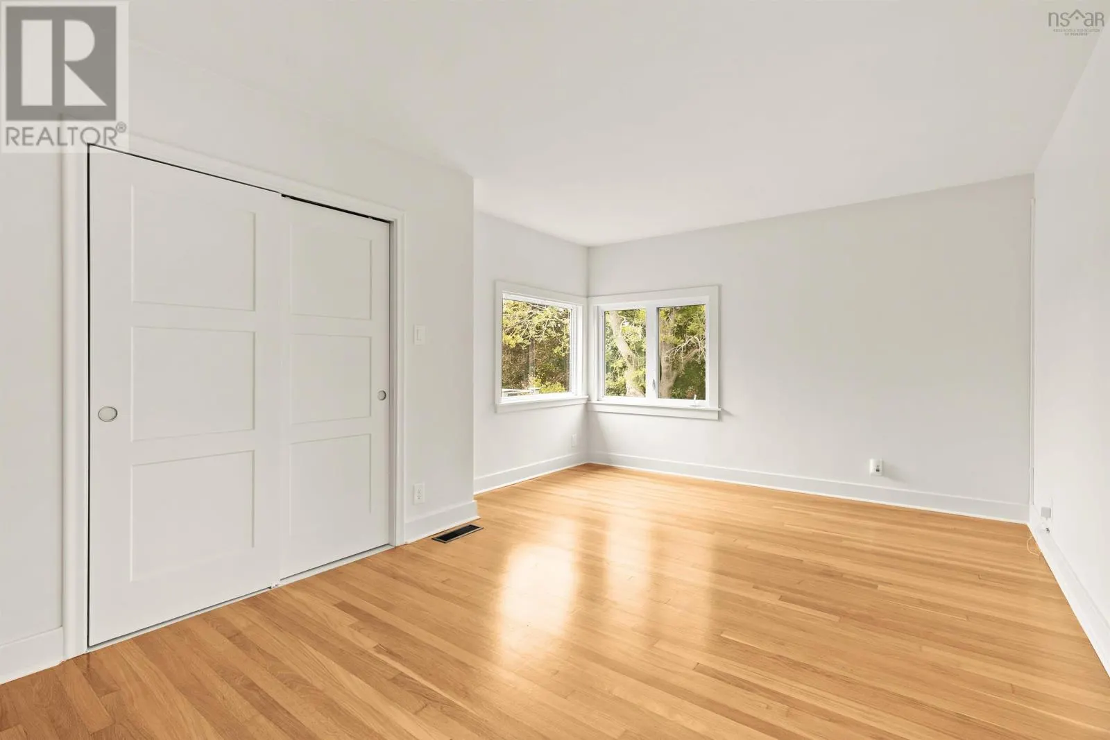 5845 Inglewood Drive