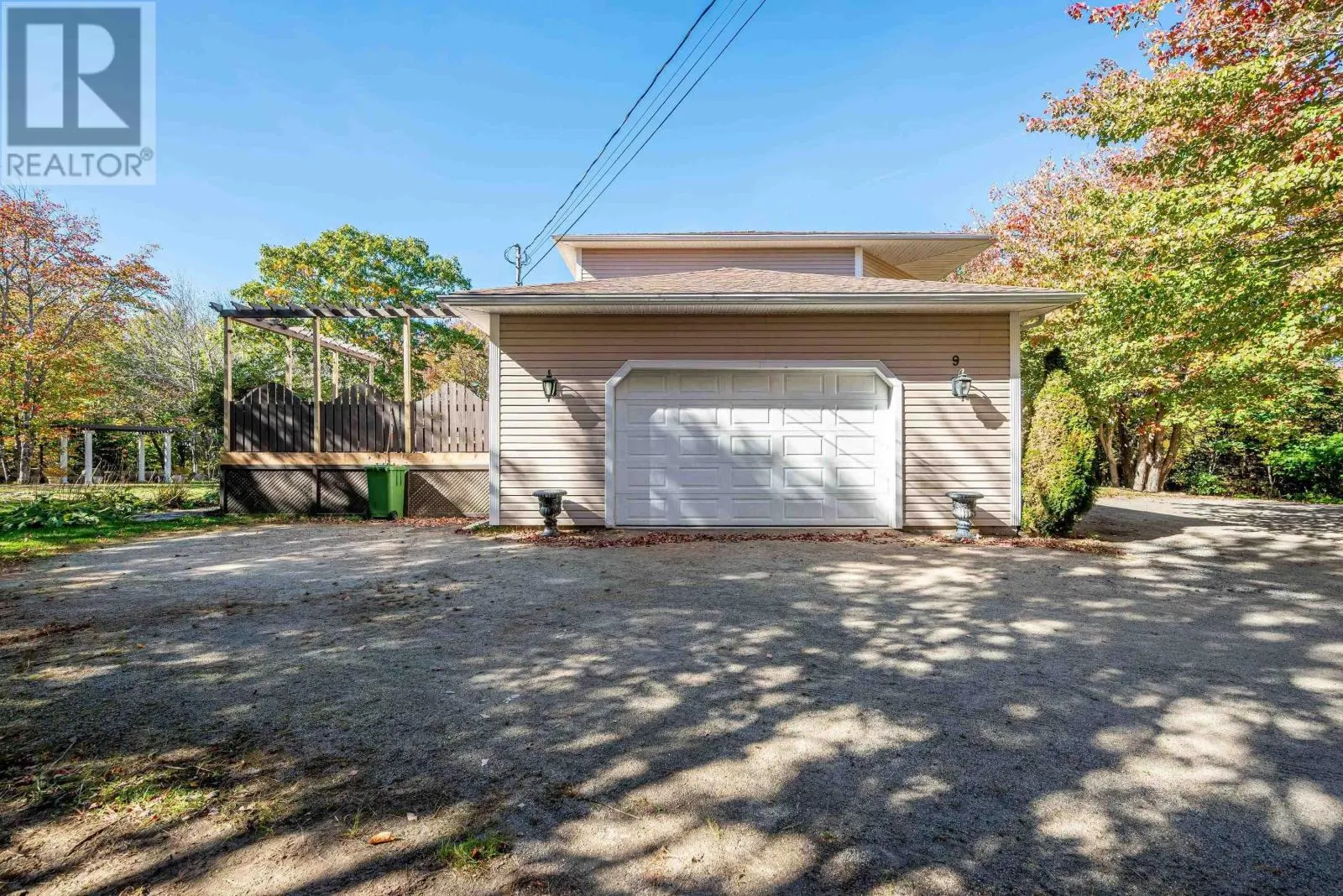 9 Haliburton Crescent